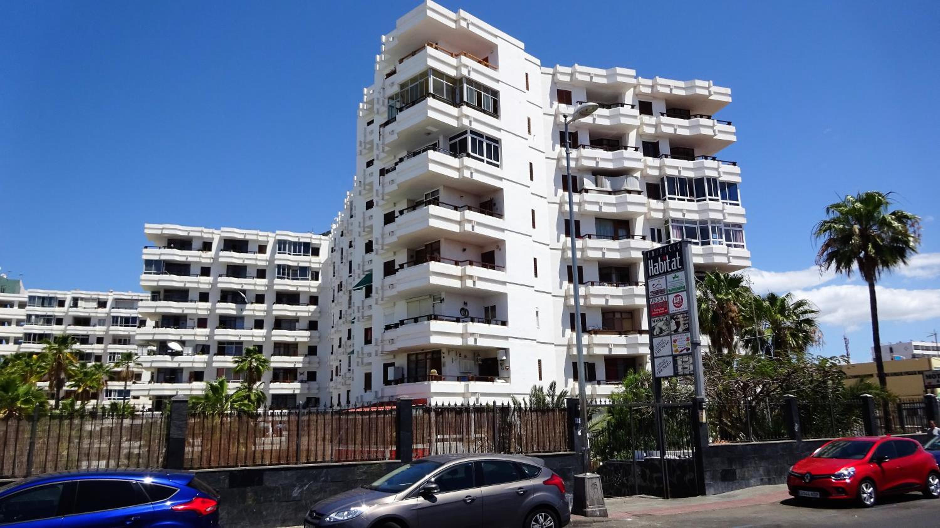 Hotel Coconut Friendly Holiday Home - Image 1