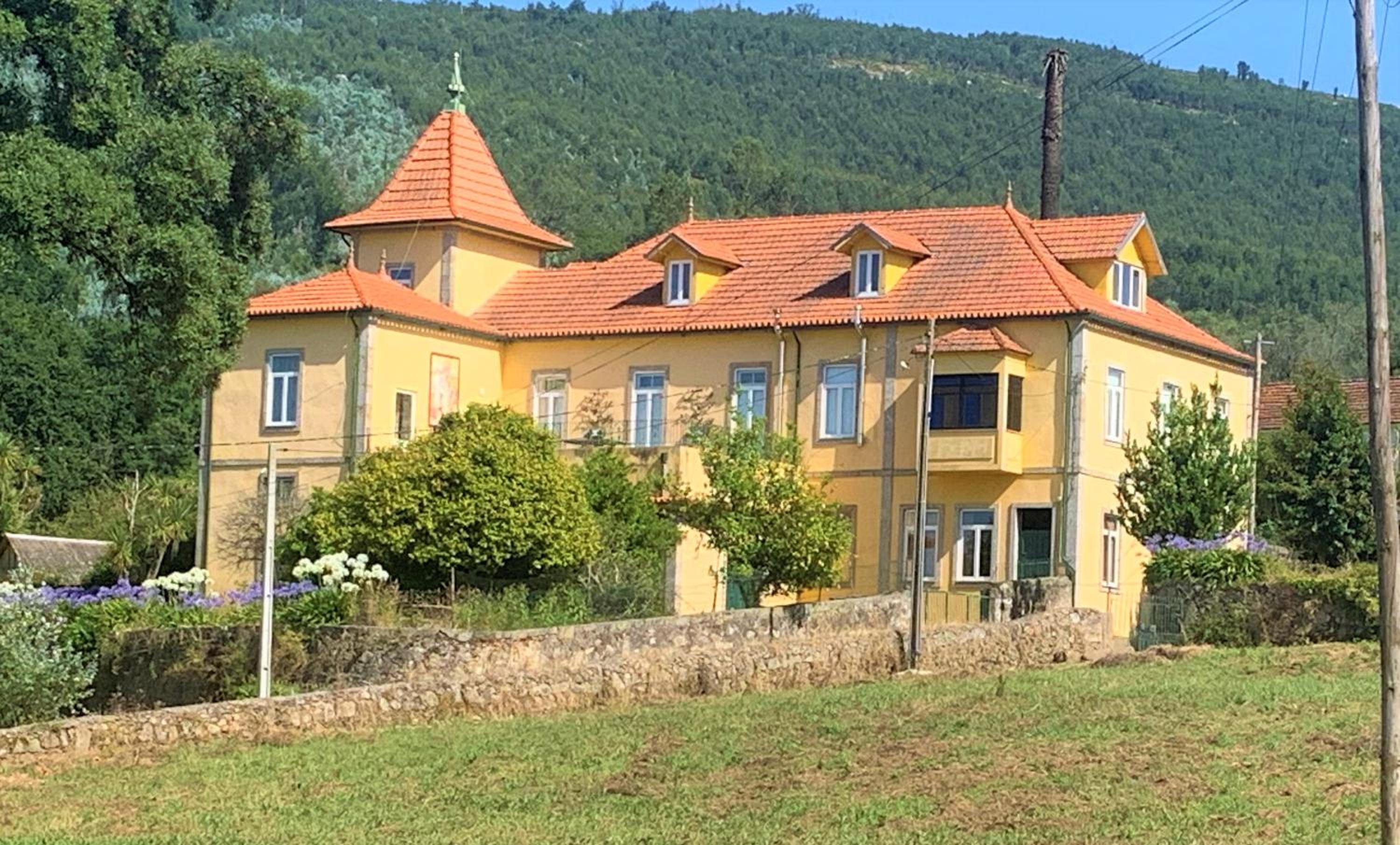 Casa da Torre luxury villa in Braga view 2