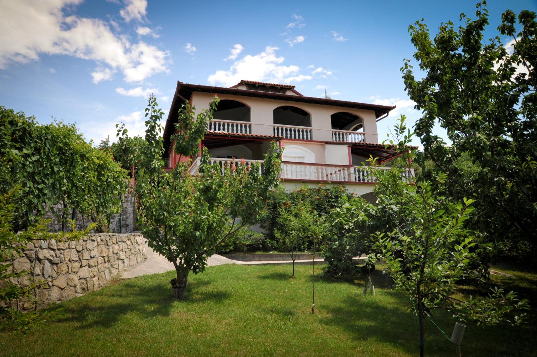 Apartmani Grgek view 2