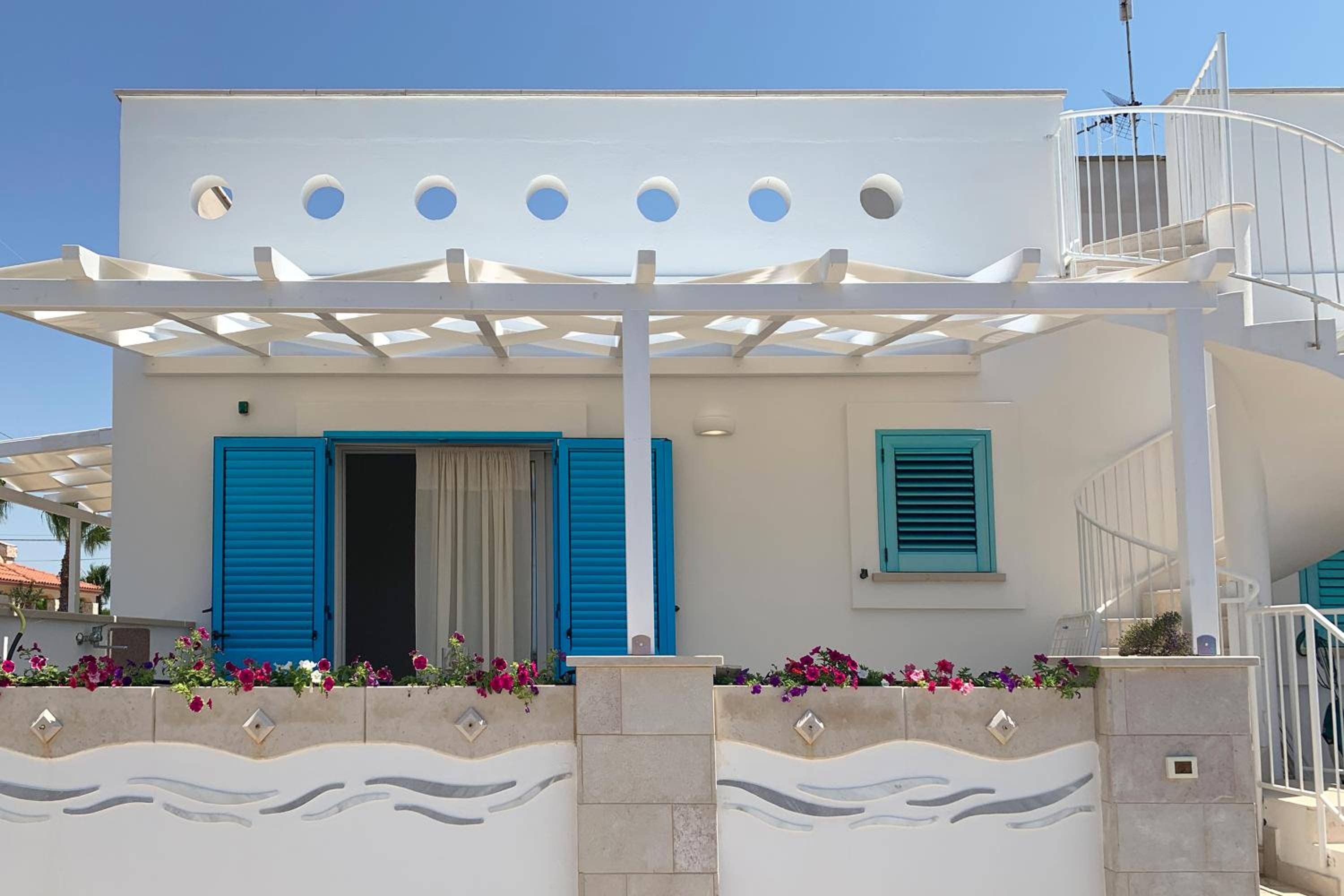 La Maison Blue a 100 mt dal mare - holiday2pet,com -