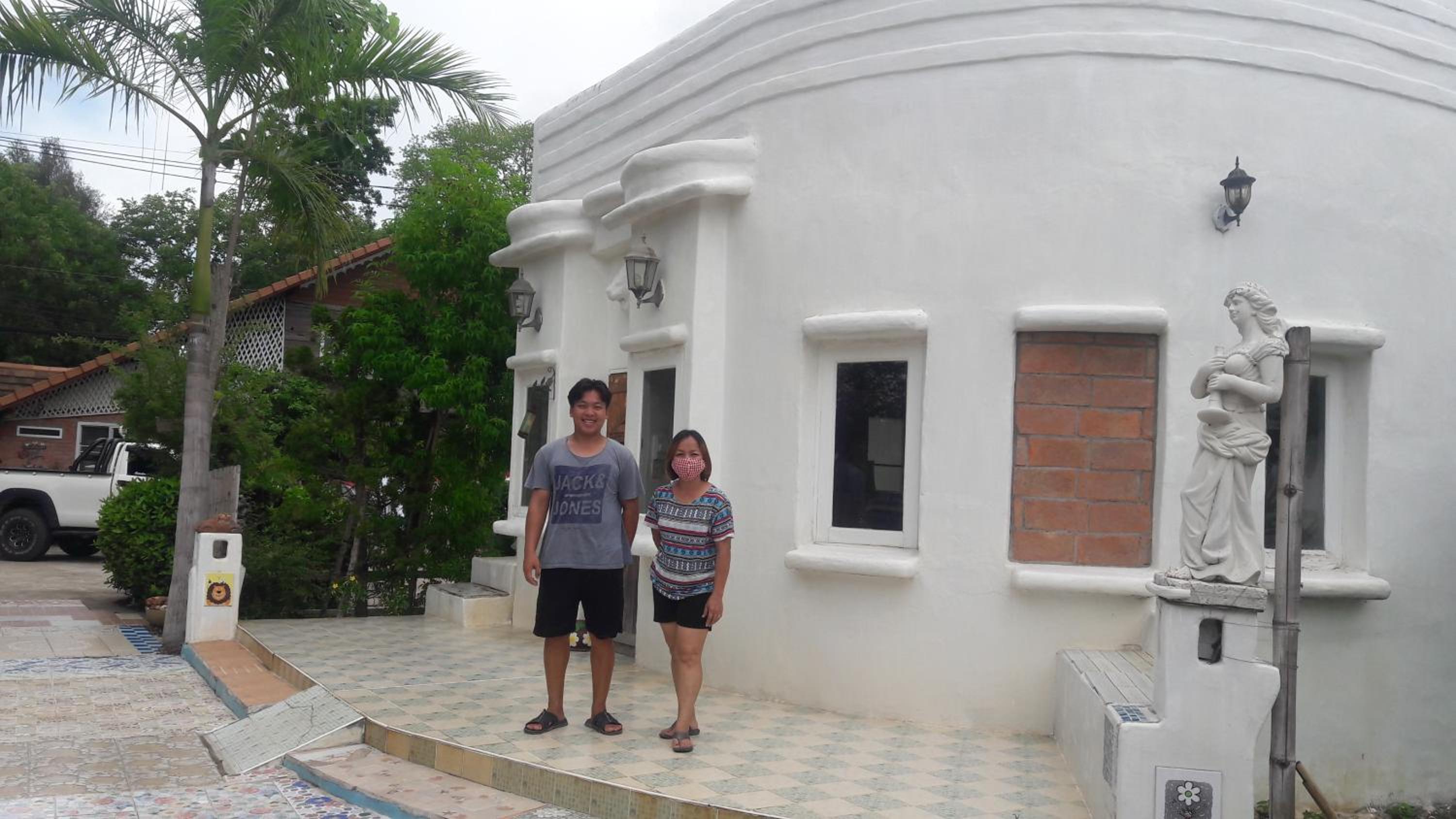 Scenic Riverside Resort