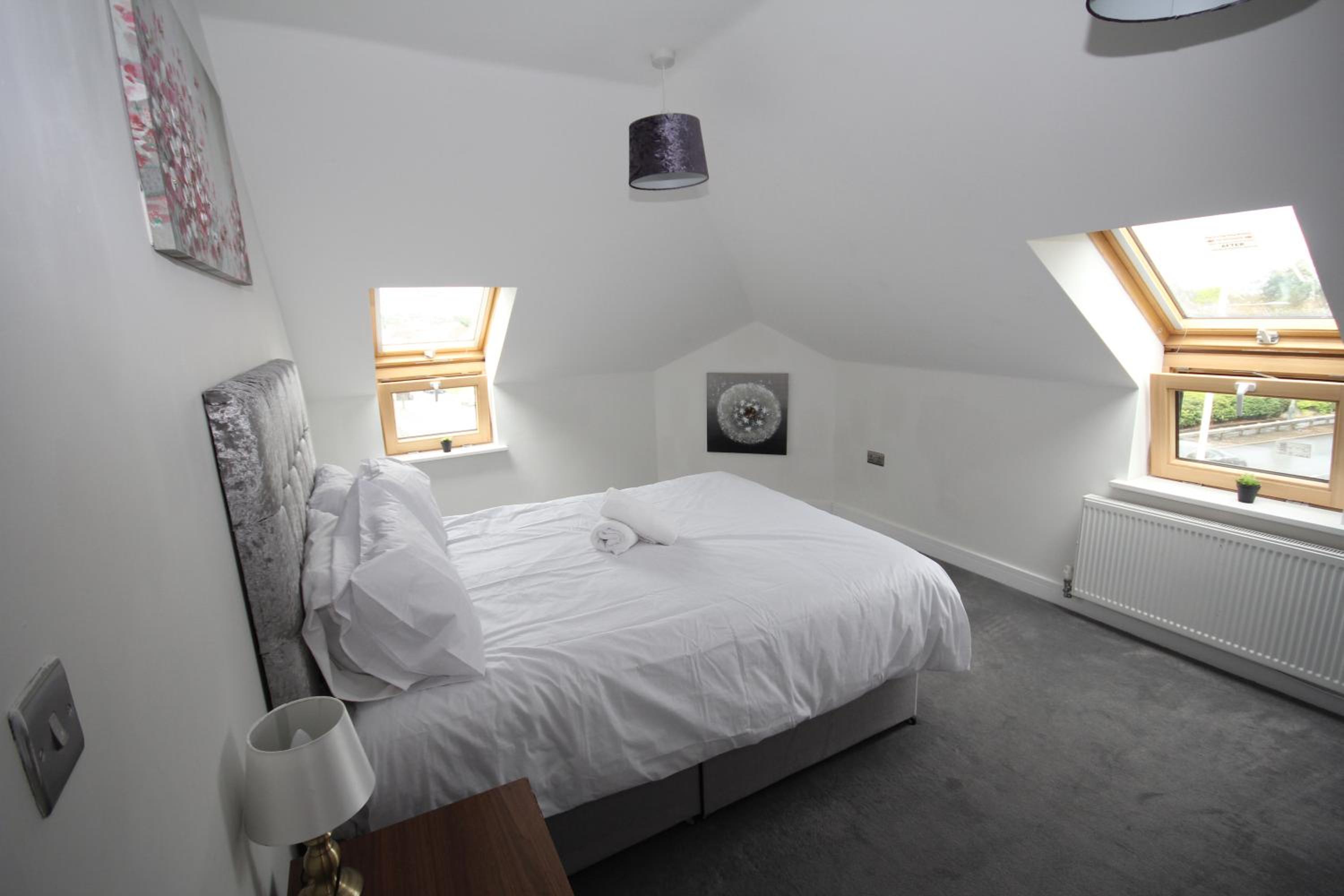 Holden Court Apartment 5 view 2