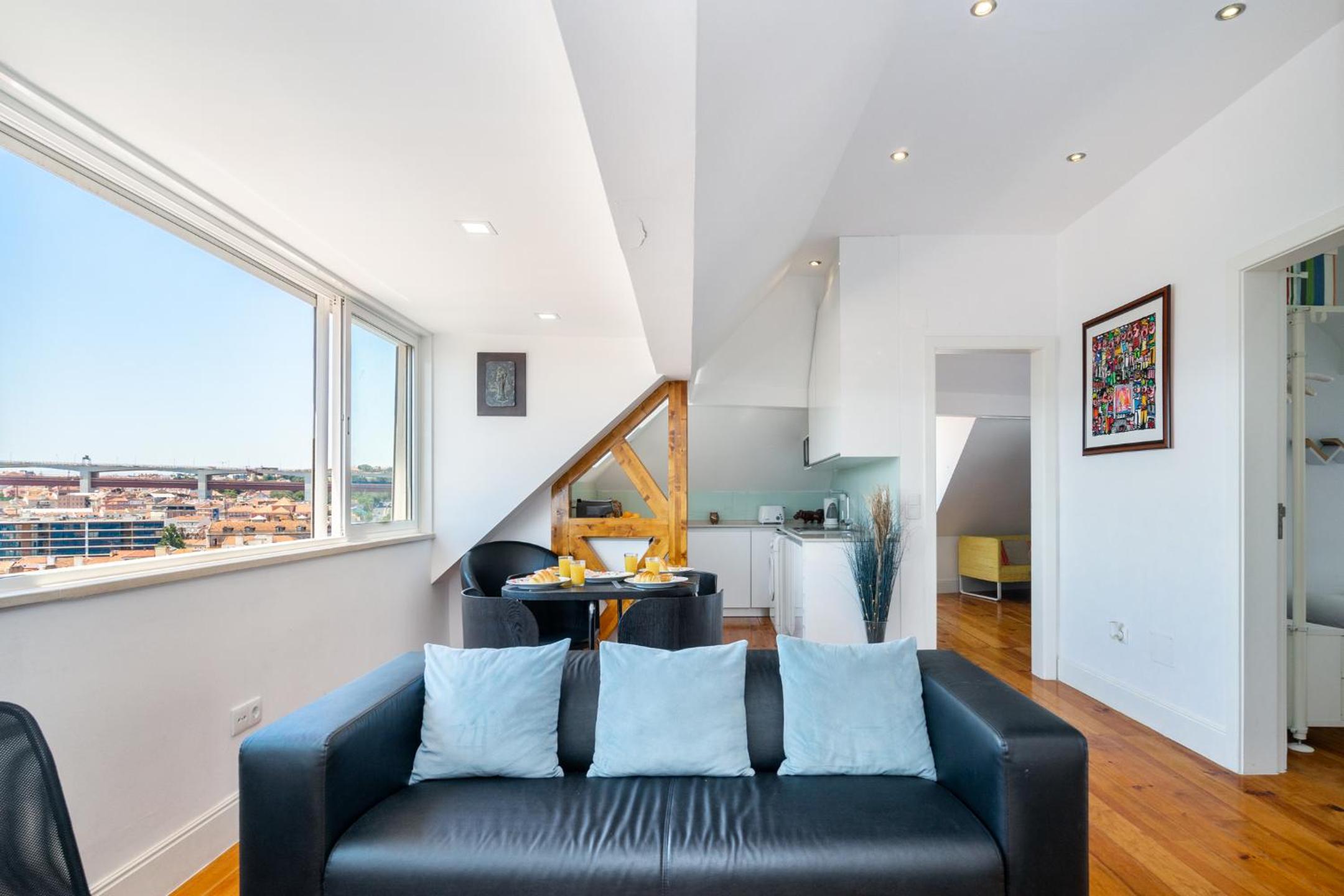 WHome | Premium River View Apartment view 5