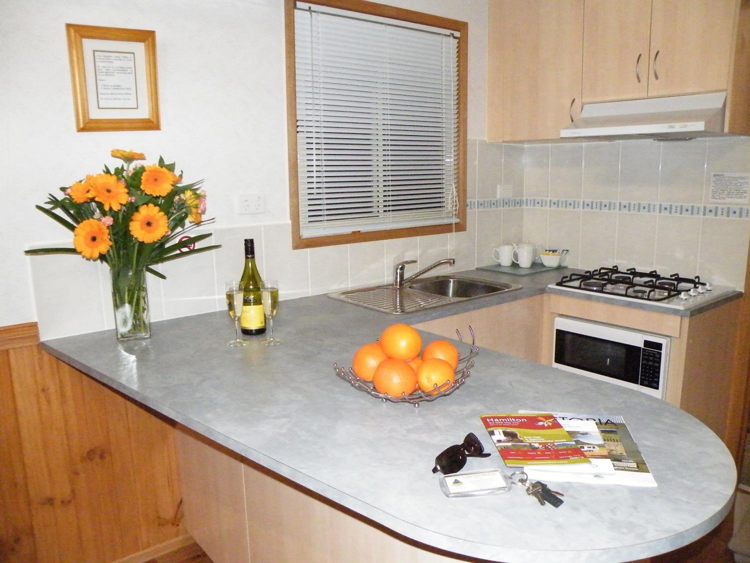 Lake Hamilton Motor Village and Caravan Park