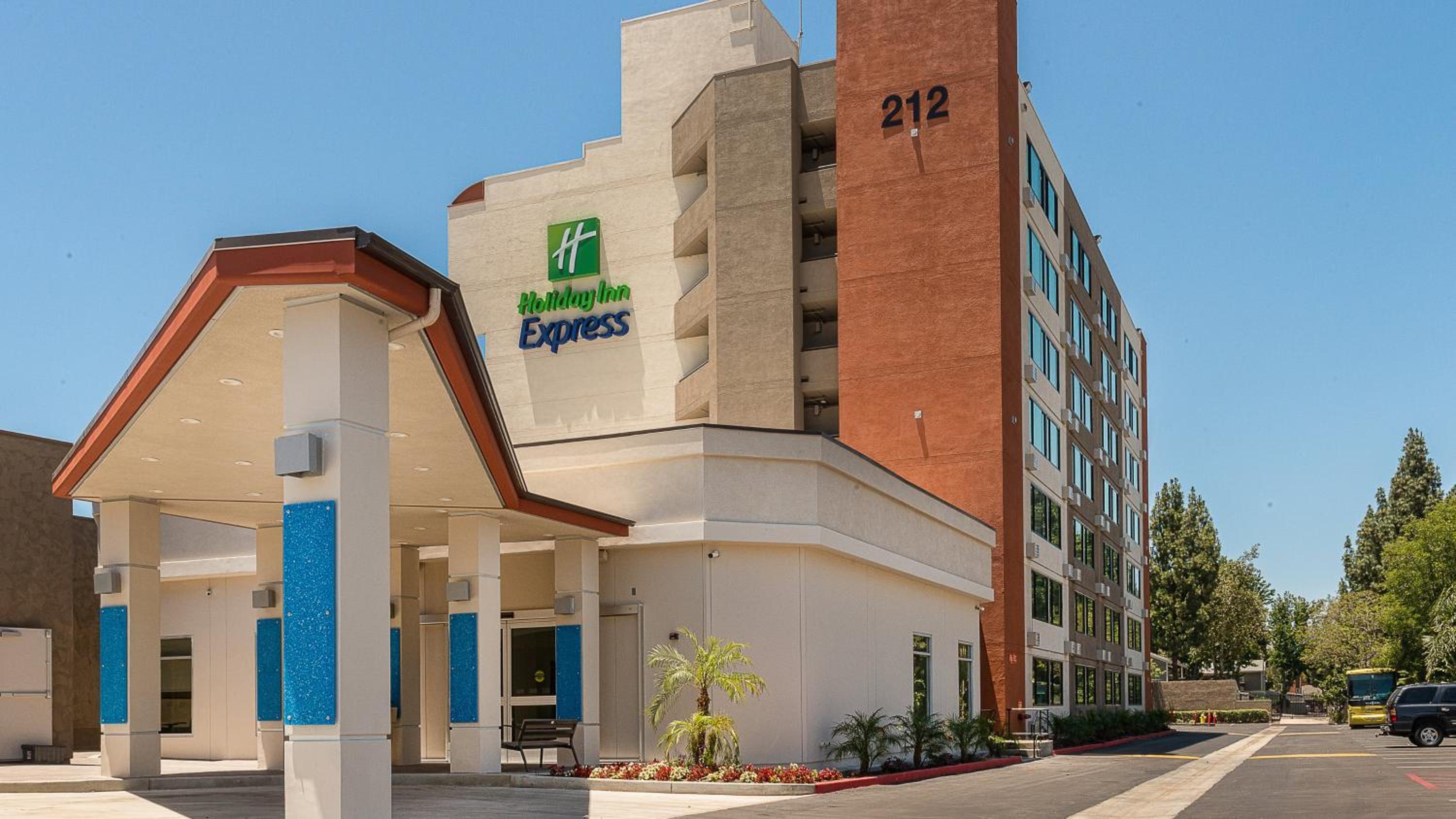 Hotel Holiday Inn Express Fullerton - Anaheim By Ihg