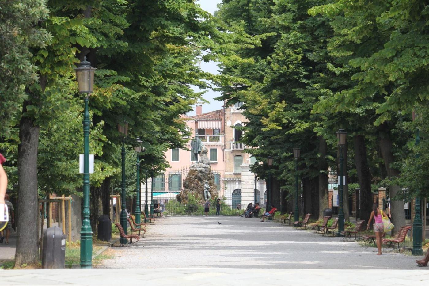 Veneziacentopercento Apartments & Rooms