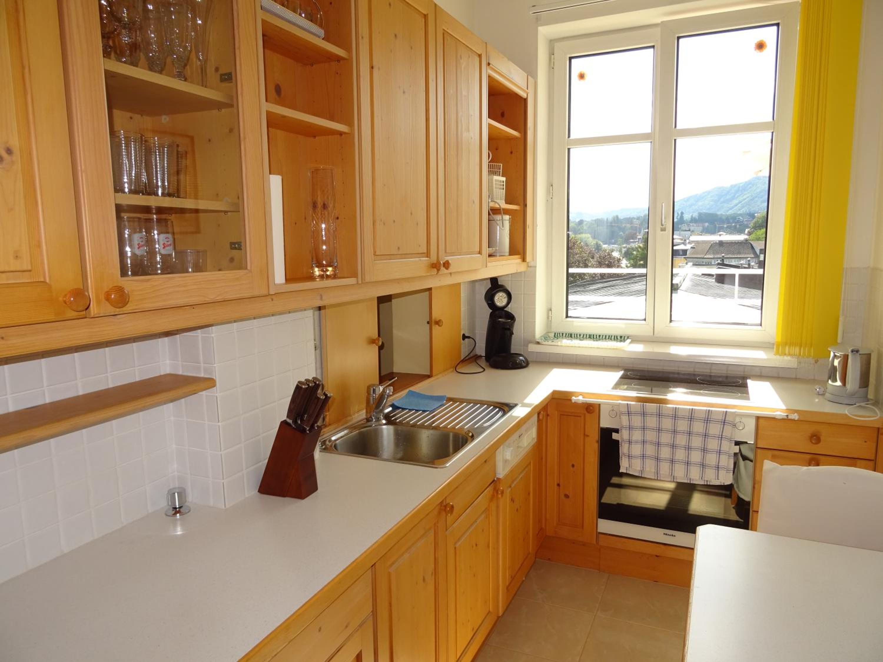 Lake View Apartment, Blick auf den Traunsee und auf das Schloss Orth - ideal für Paare und Genießer view 4
