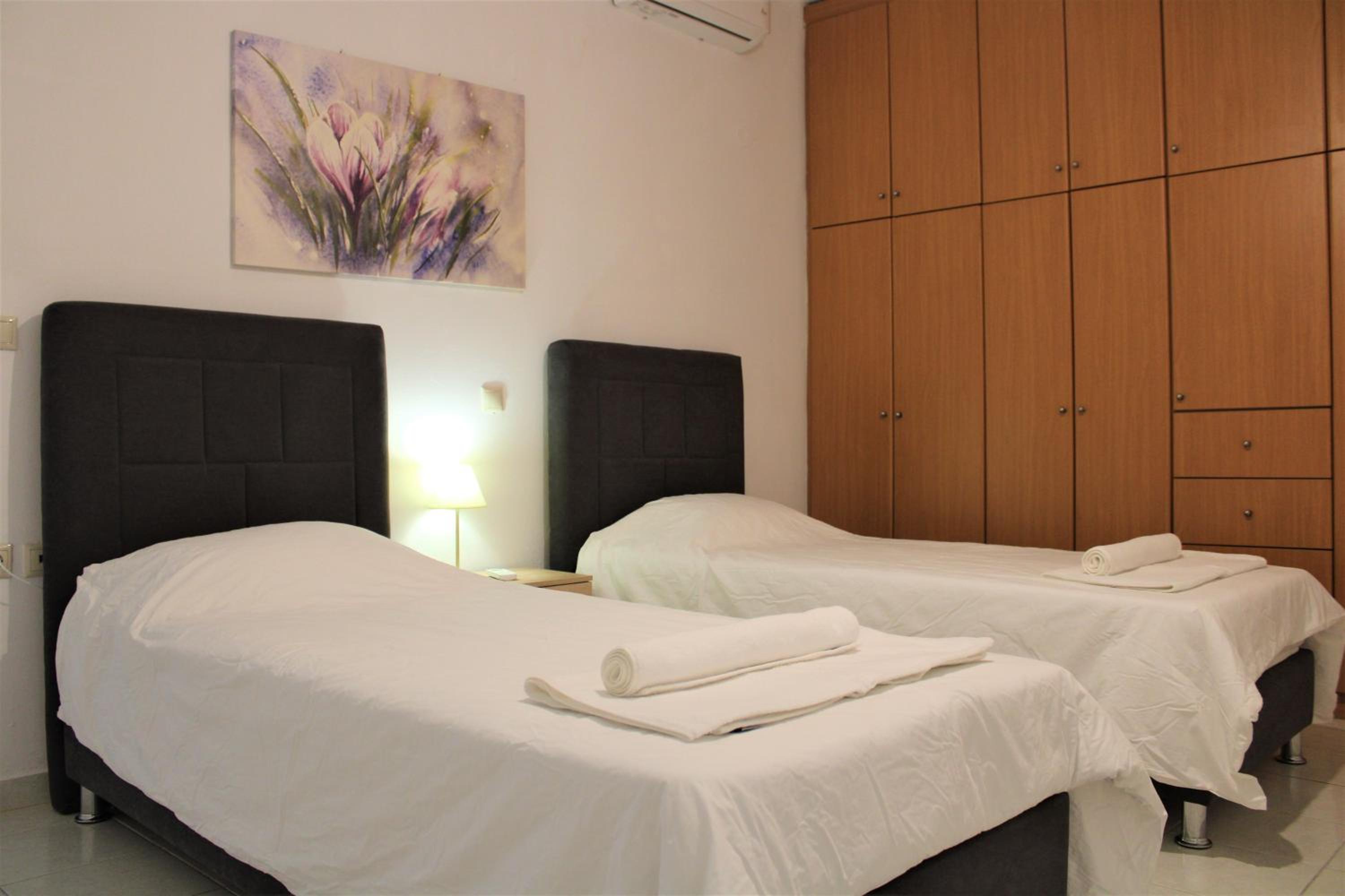 Kalamaki Plaza Apartments