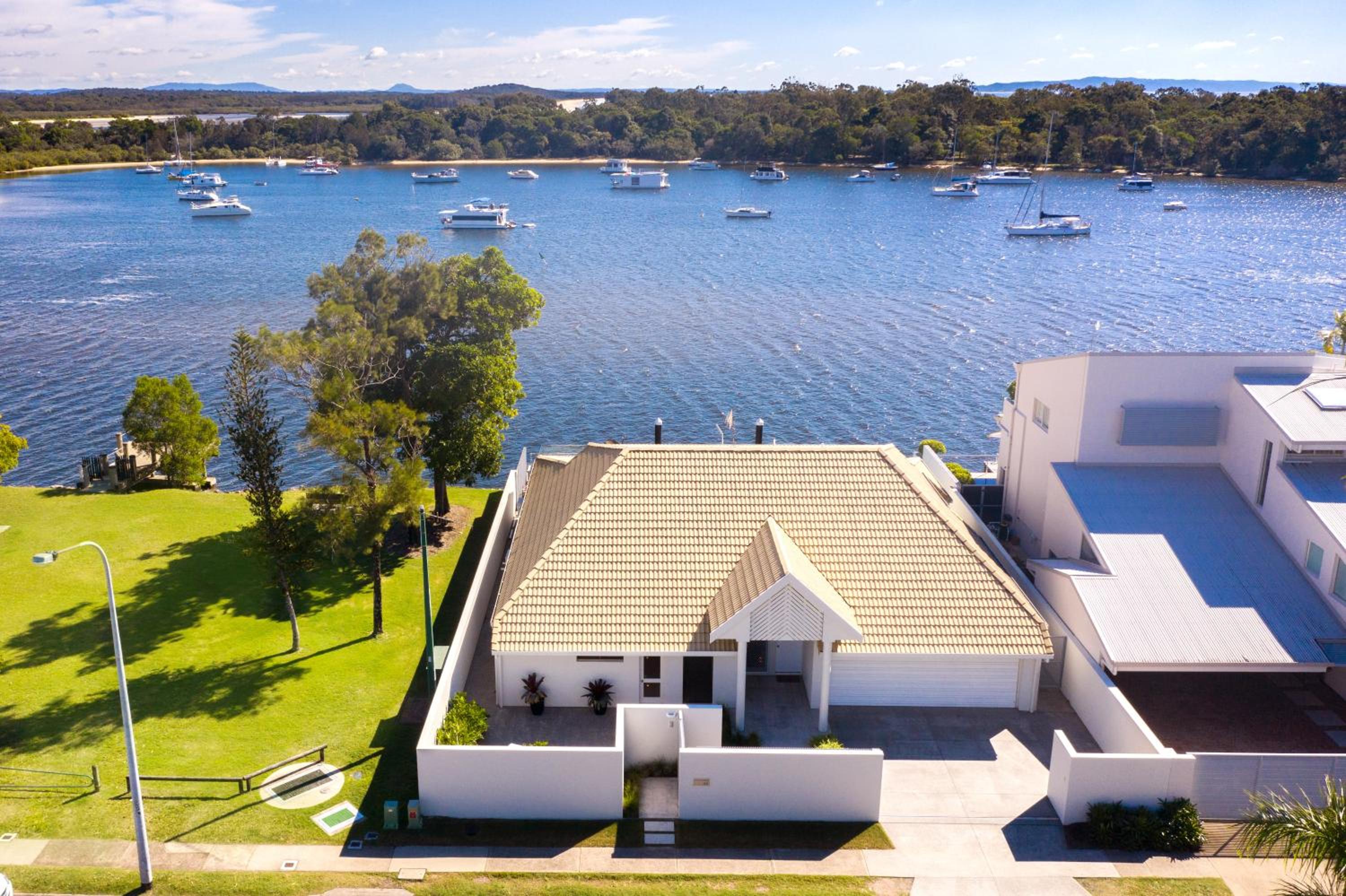 The River Rest - Noosa Jetty Stay
