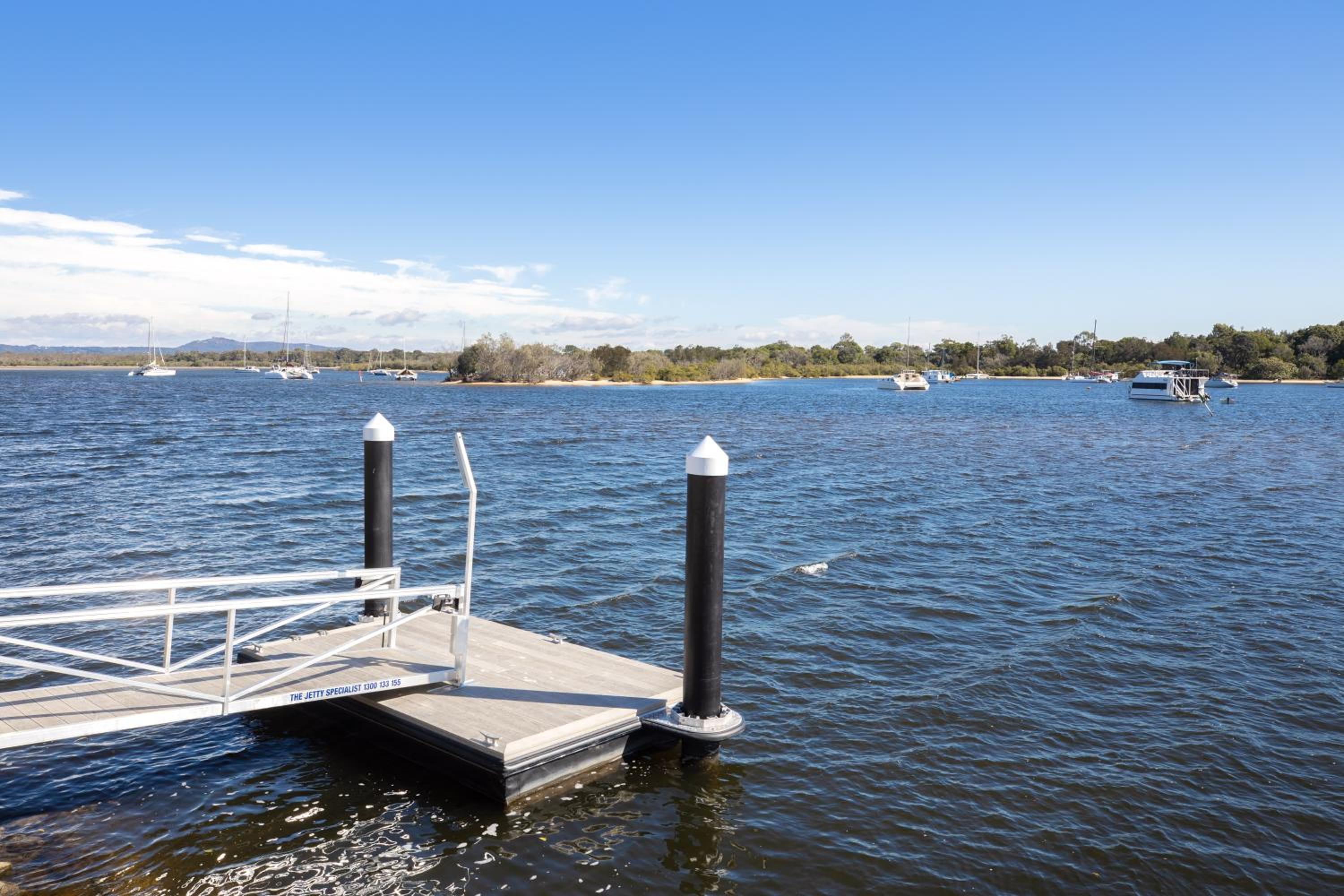 The River Rest - Noosa Jetty Stay