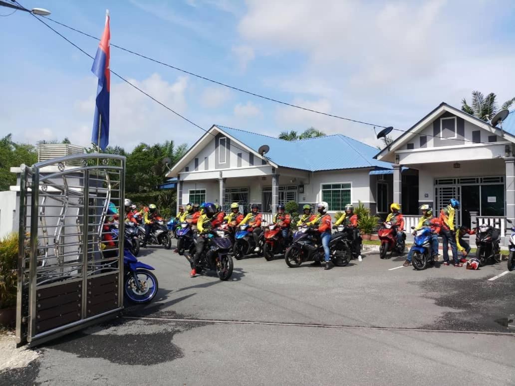 Homestay Hj Esmon Parit Raja UTHM photo 8
