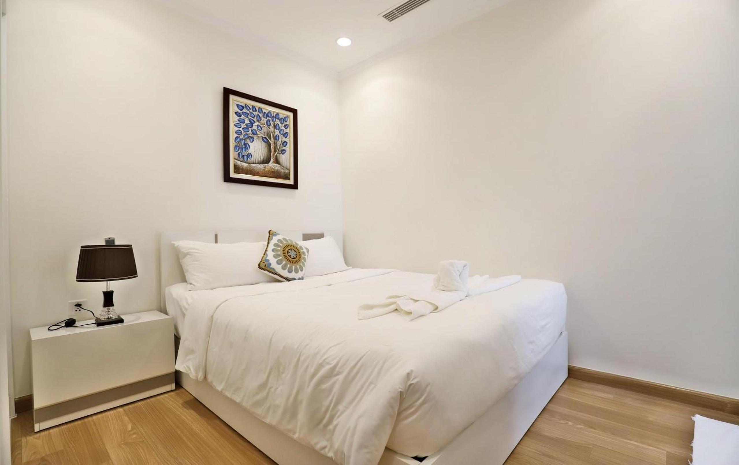 BOM HOMES- Vinhomes Times City- Service Apartment