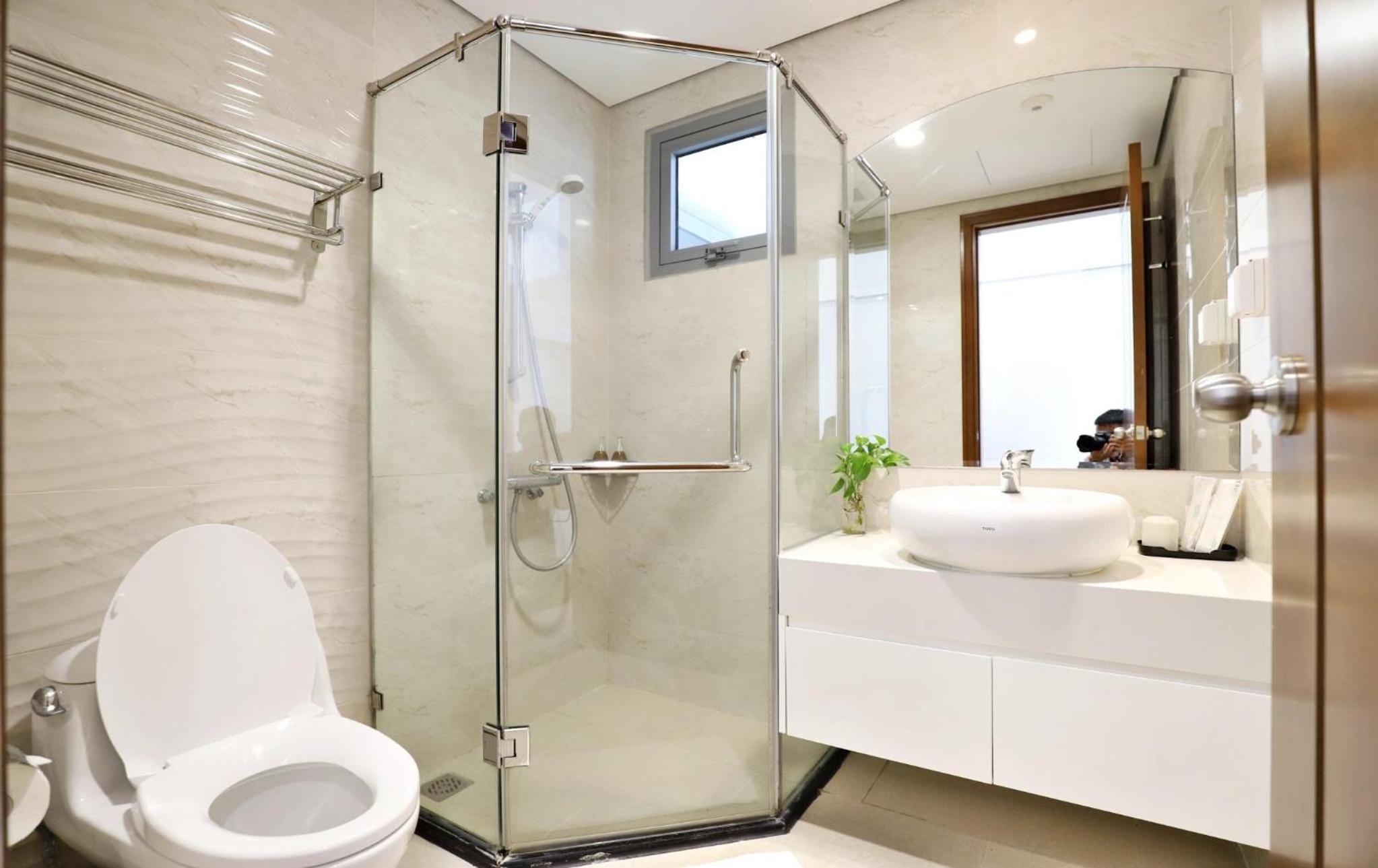 BOM HOMES- Vinhomes Times City- Service Apartment