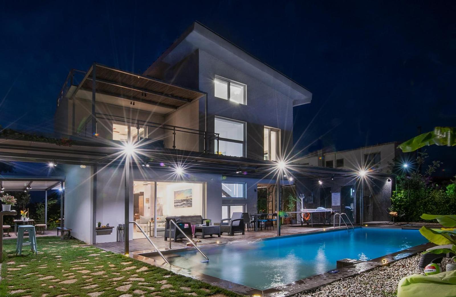 Enervillas VIP Villas with pool bbq