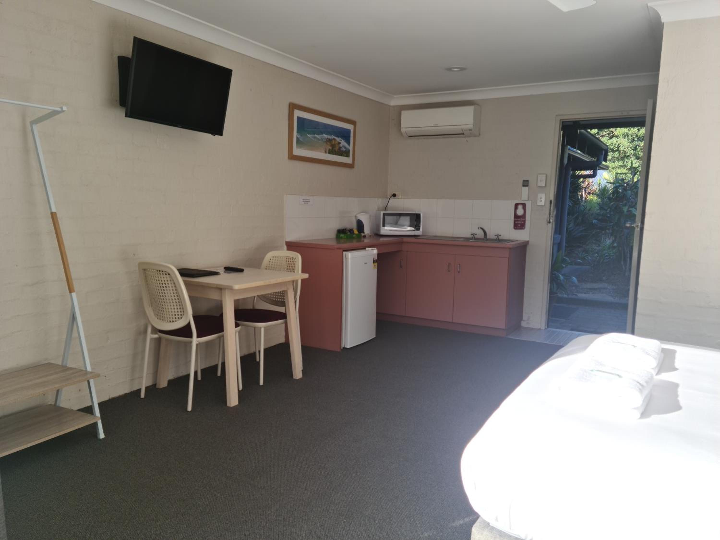 The Park Hotel Motel, Suffolk Park
