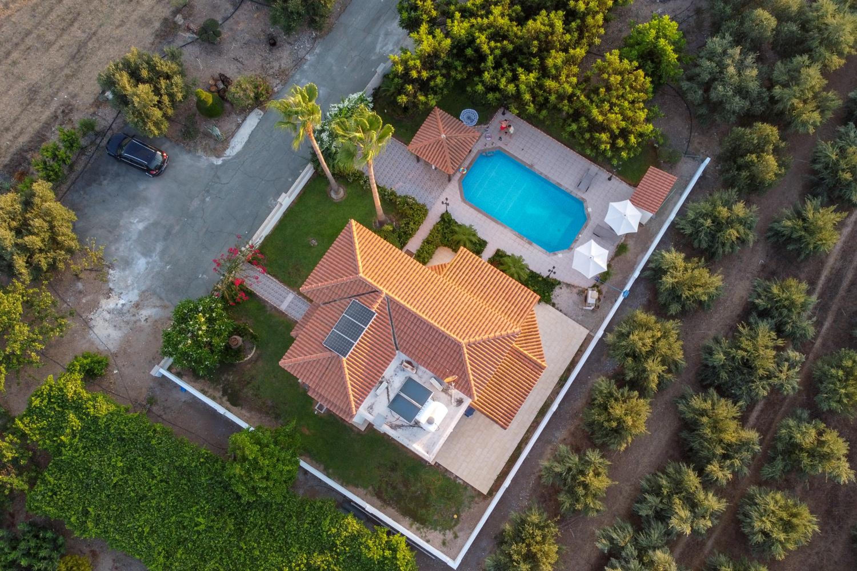 Villa Paradise view 4