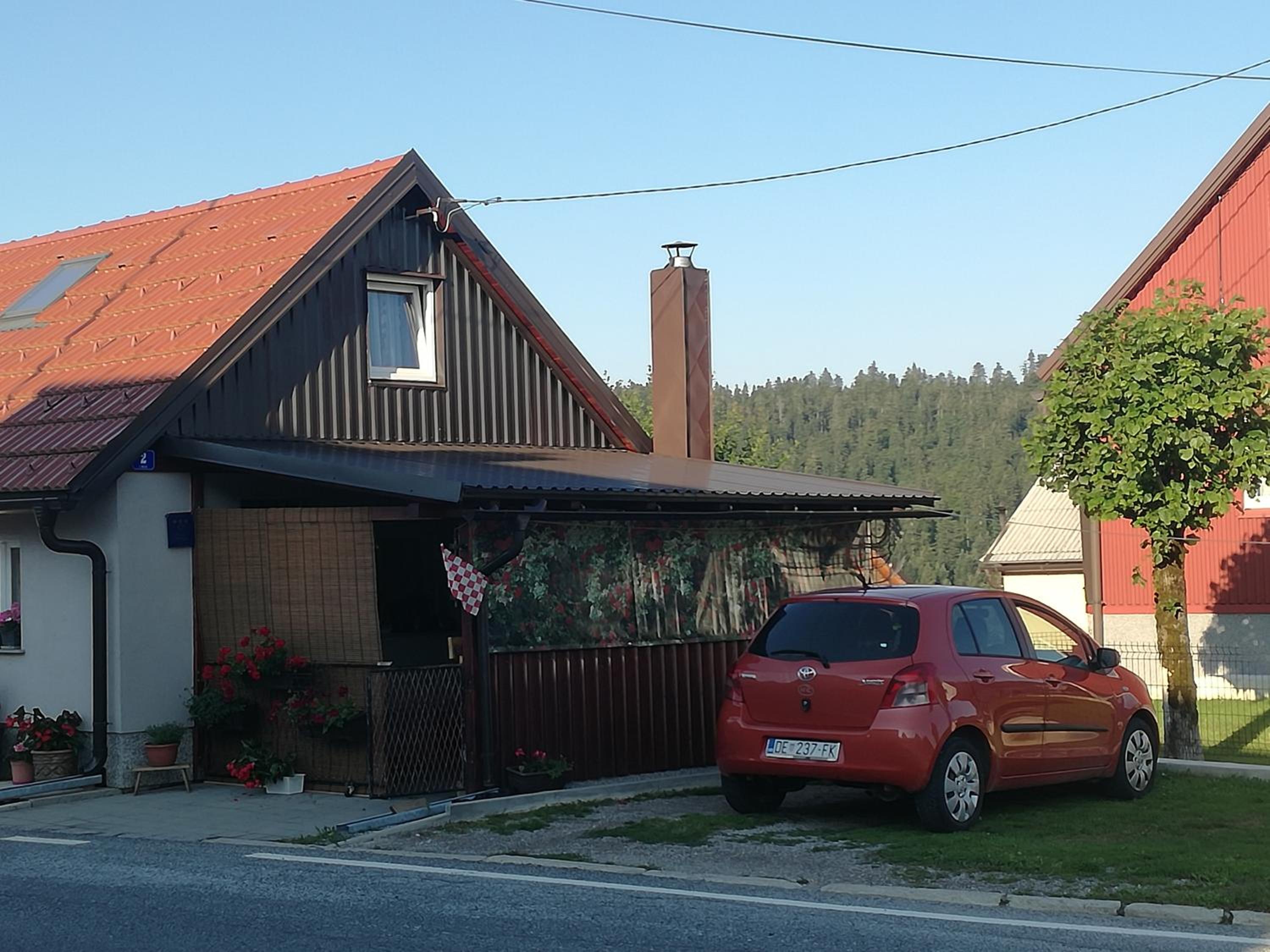 Photo 6