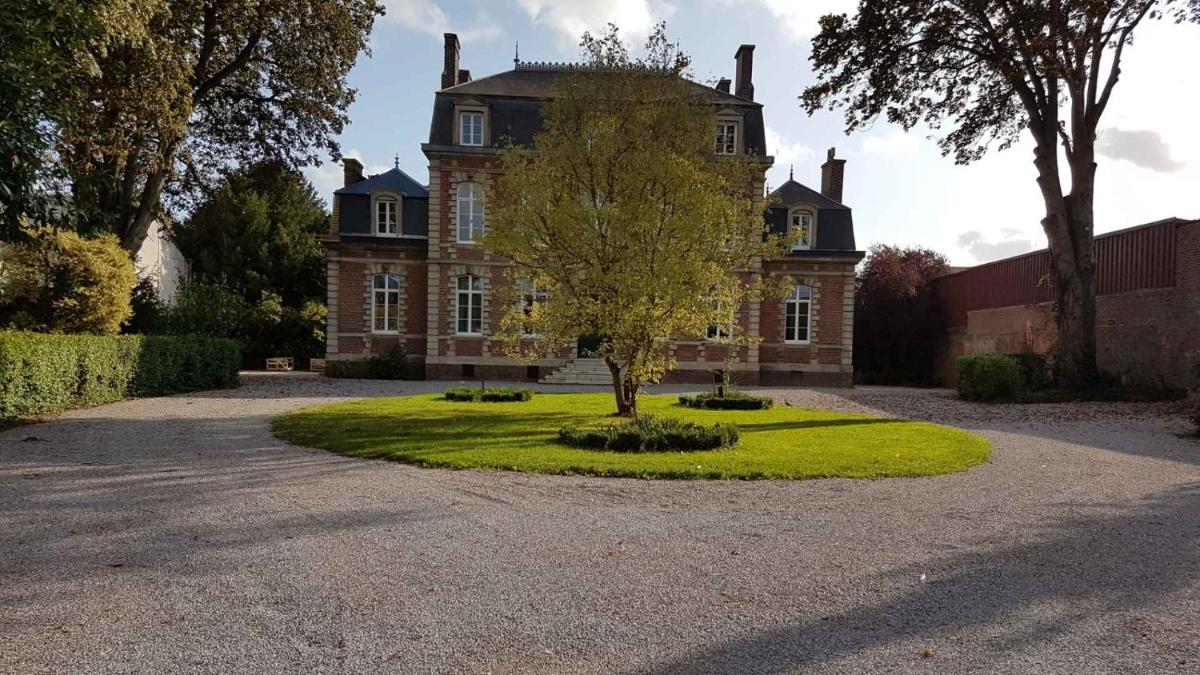 VILLA VARENTIA view 2