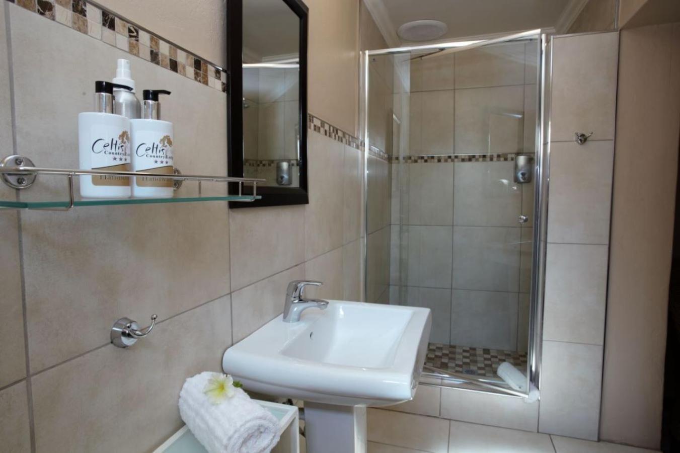 Celtis Country Lodge & Restaurant