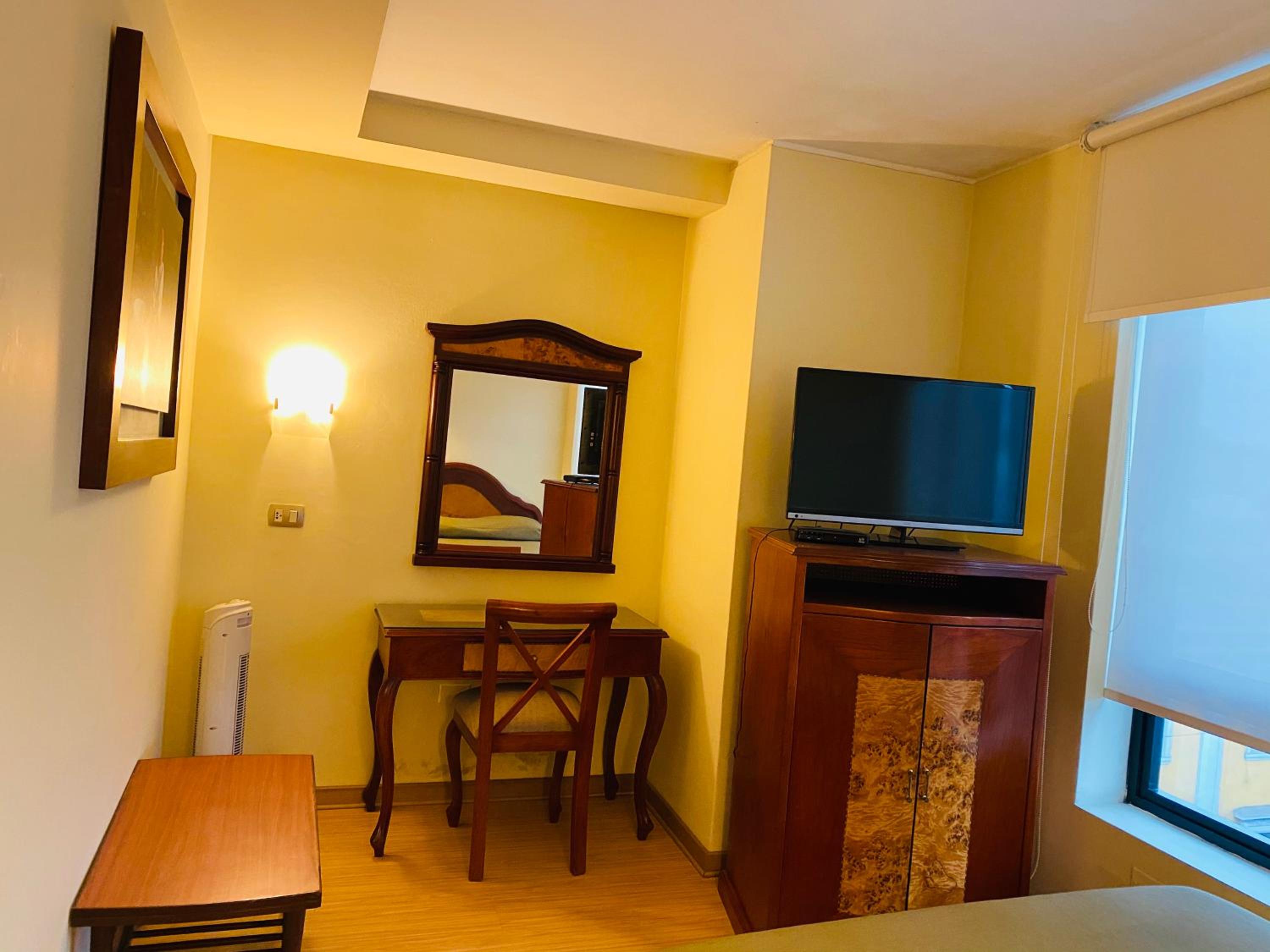 Lima Vacations - Hotel Continental Lima - Property Image 7