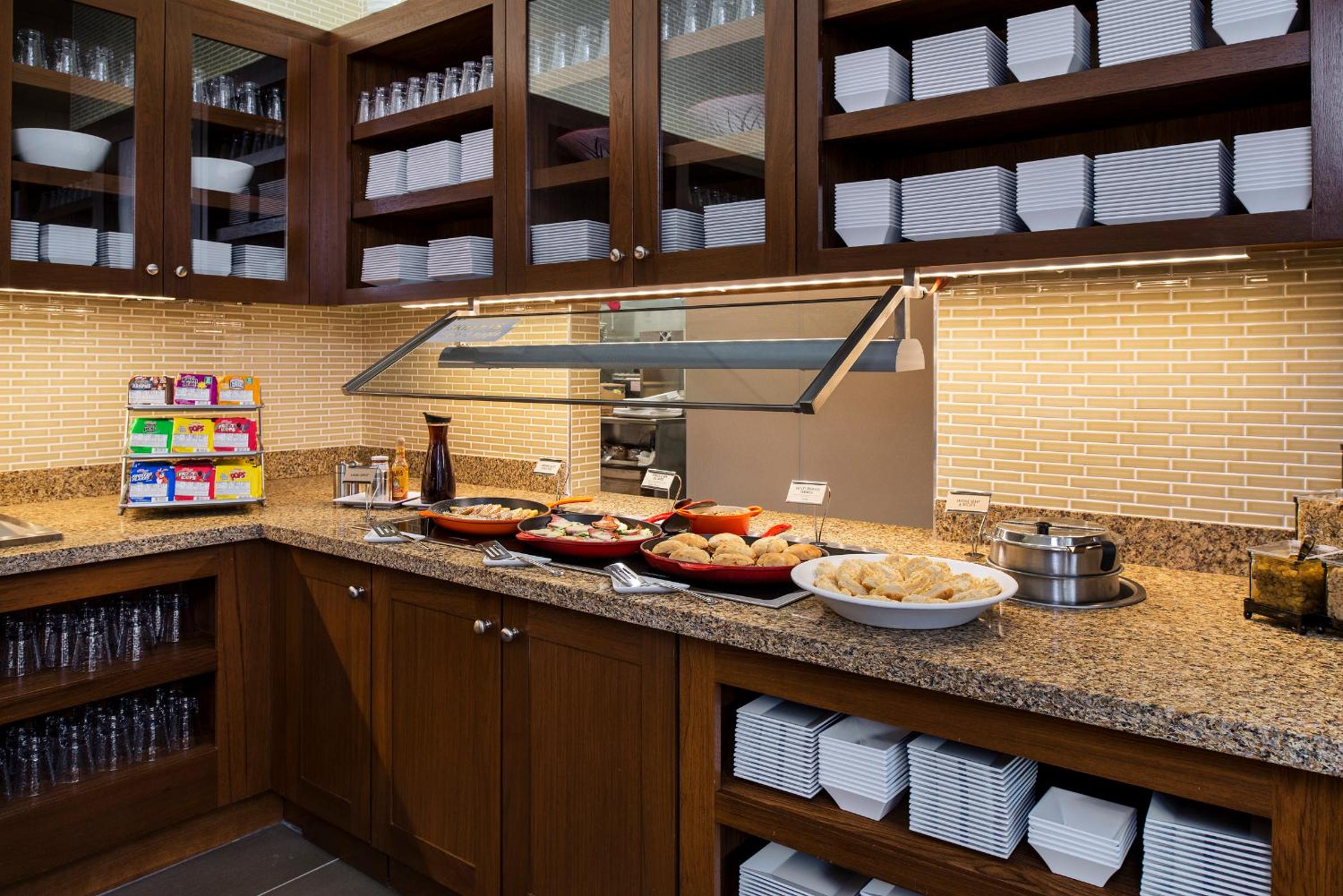 Portland Vacations - Hyatt Place Portland-Old Port - Property Image 9