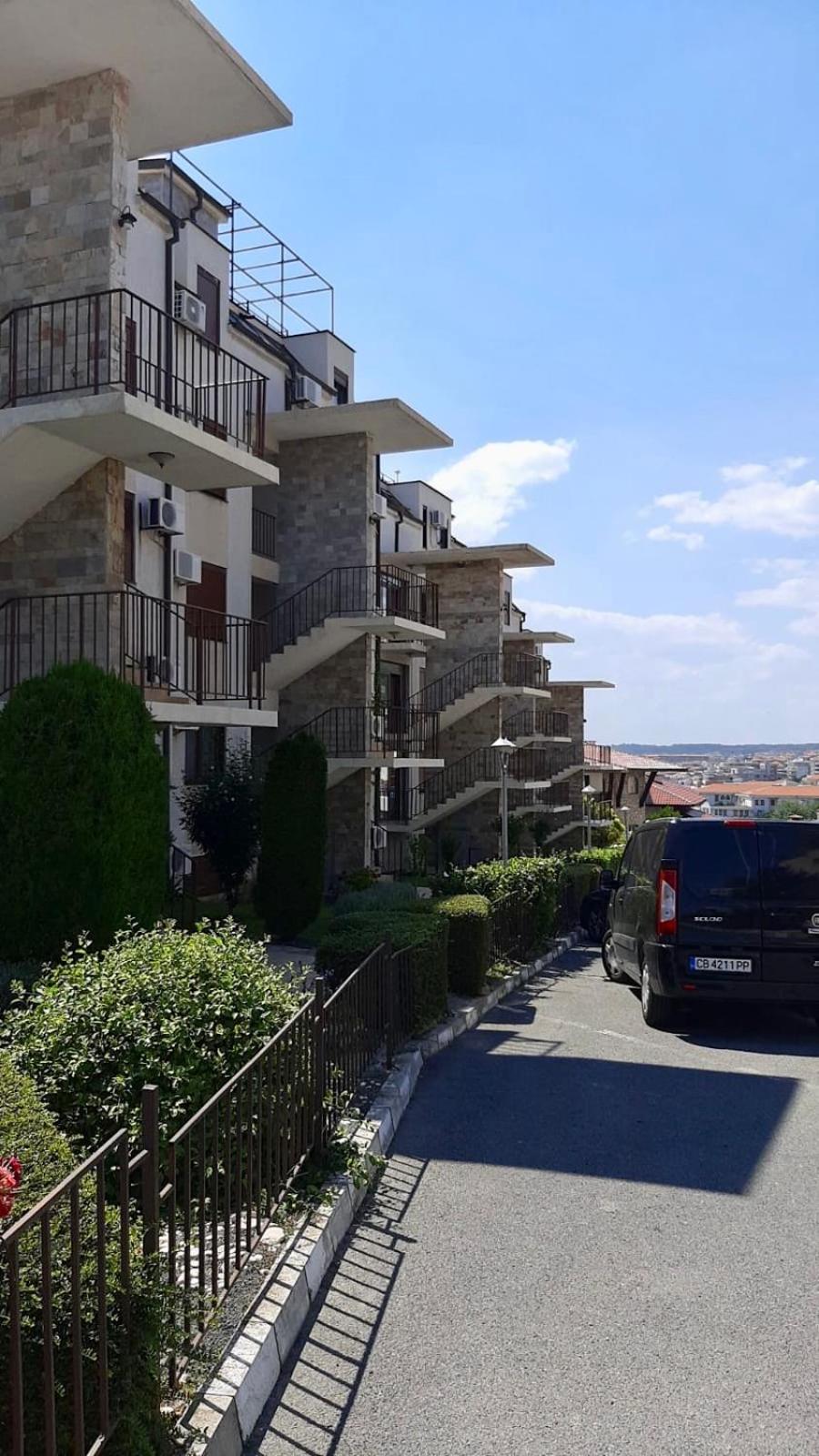 Dolce Vita sea view apartment view 2
