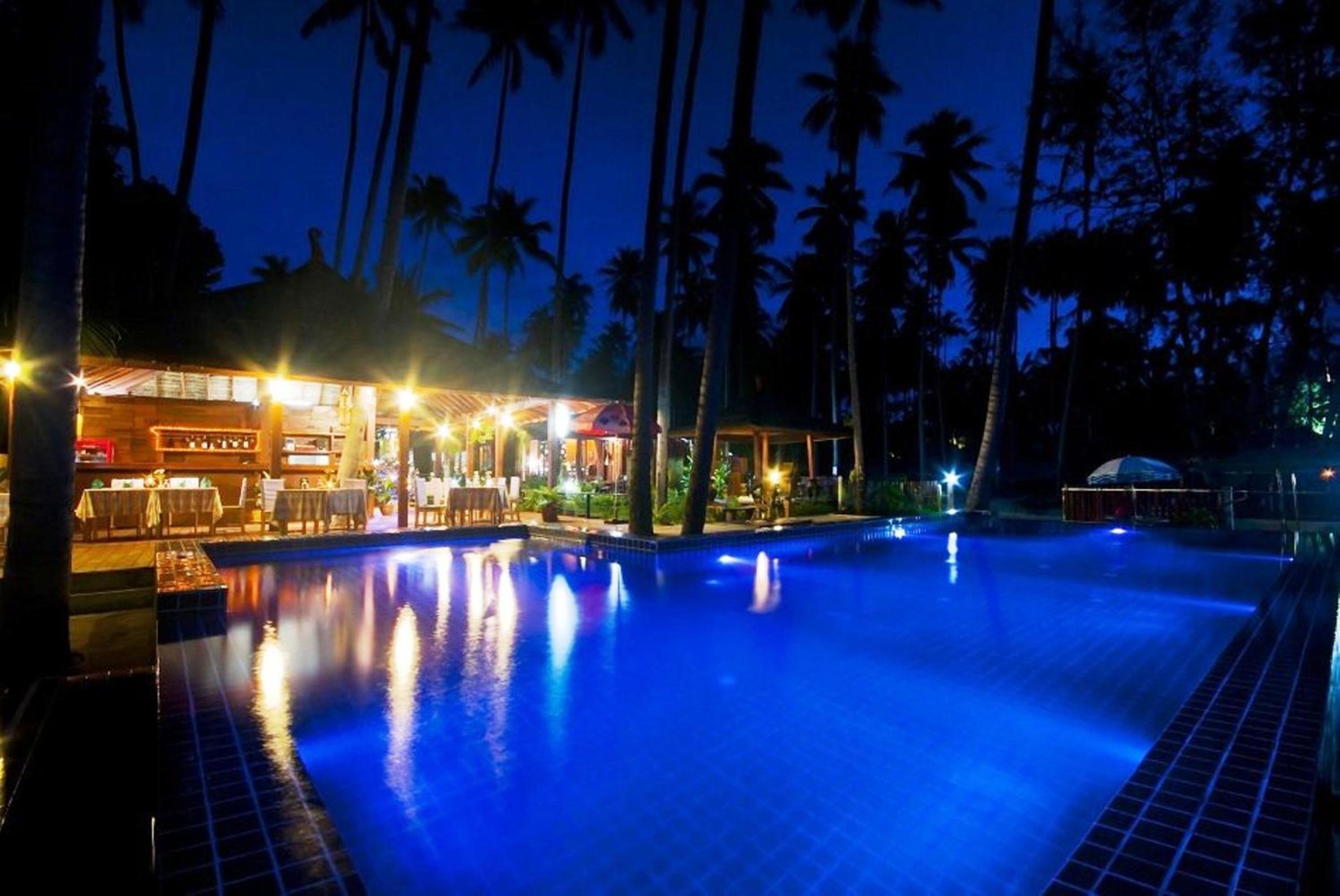 Lipa Bay Resort