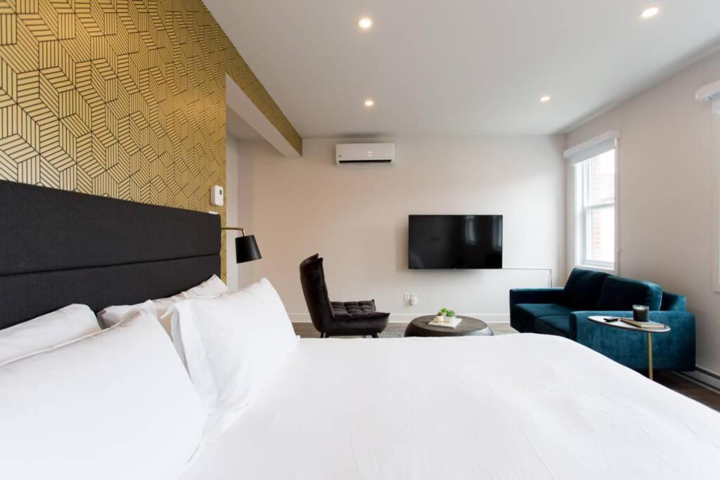 Live Like a Local in this Superb Loft by Den Stays