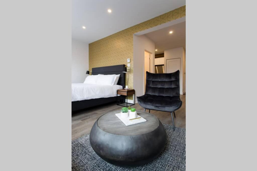 Live Like a Local in this Superb Loft by Den Stays