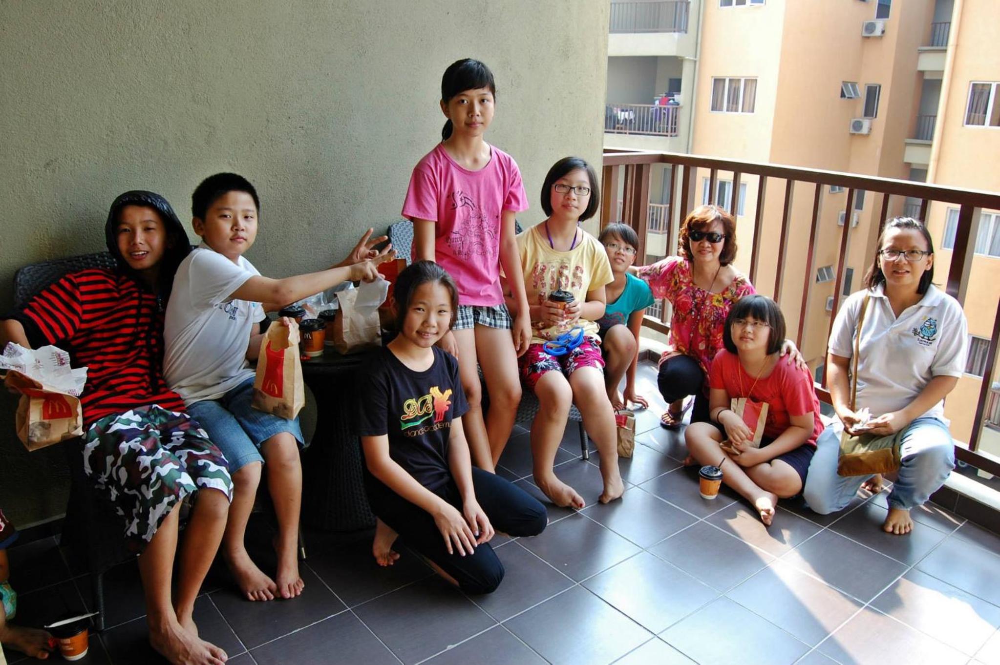 Photo 12