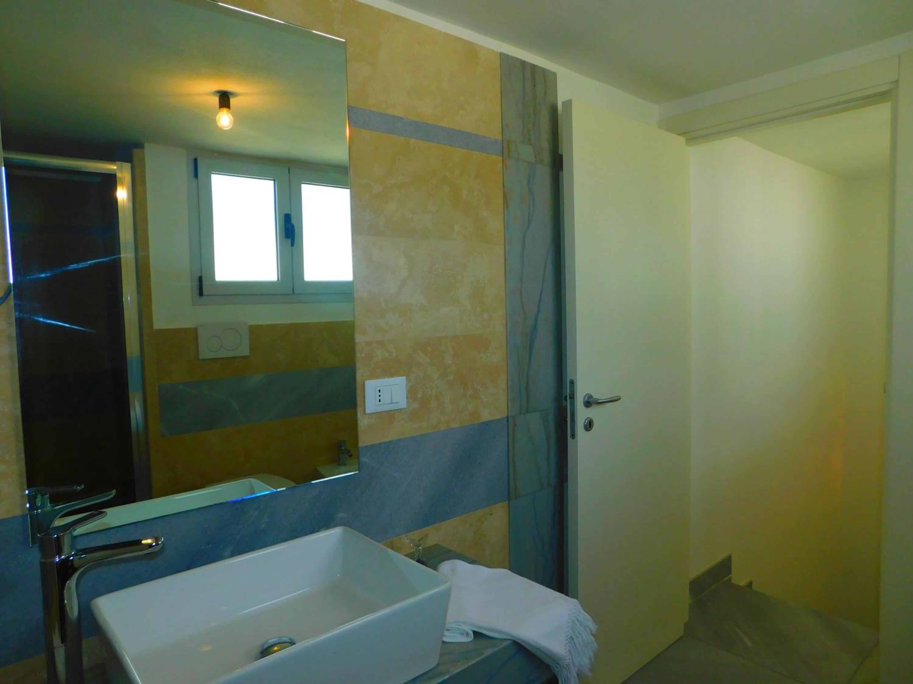 La Maison Blue a 100 mt dal mare - holiday2pet,com -