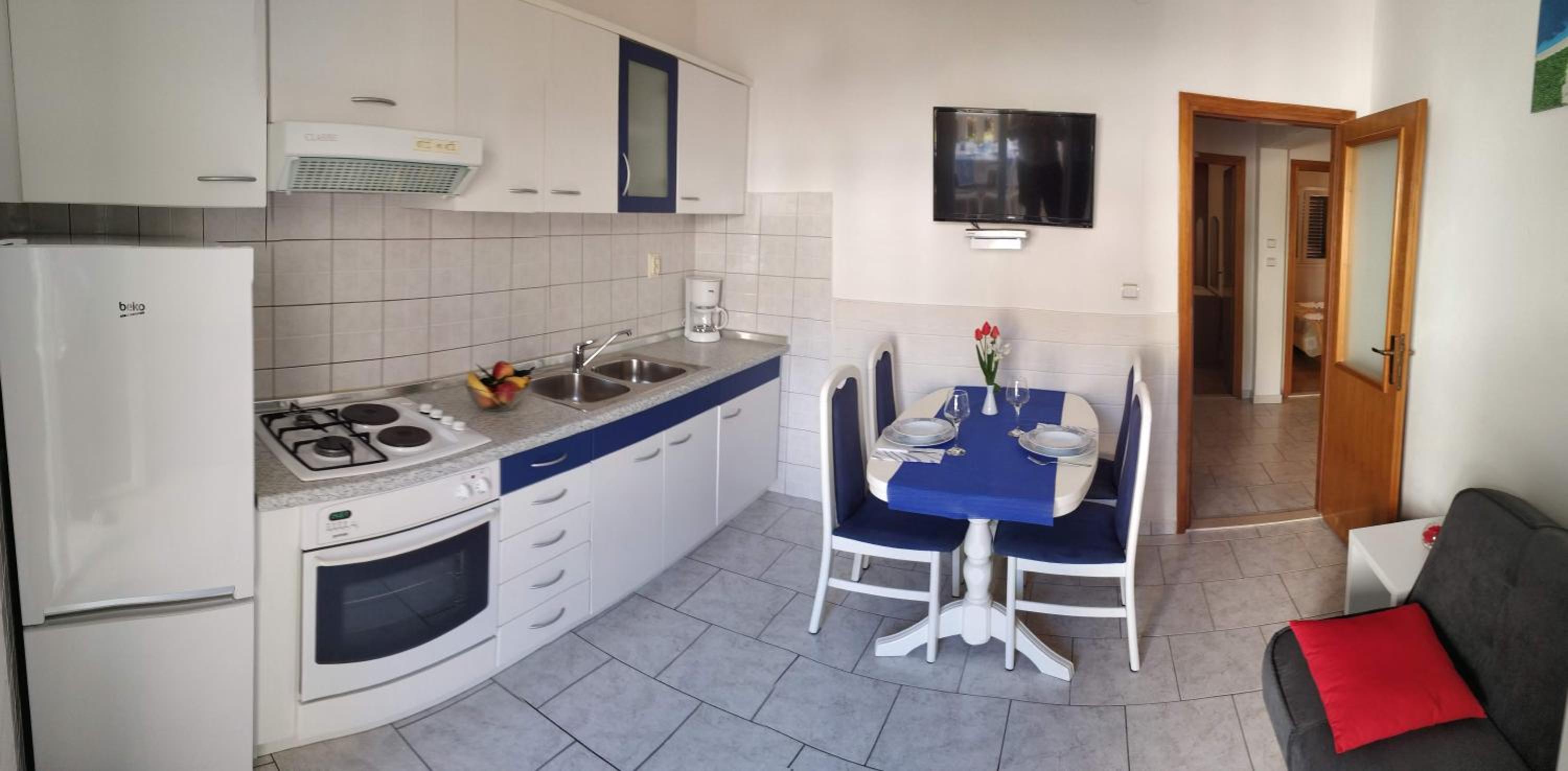 Apartmani Tanja view 4