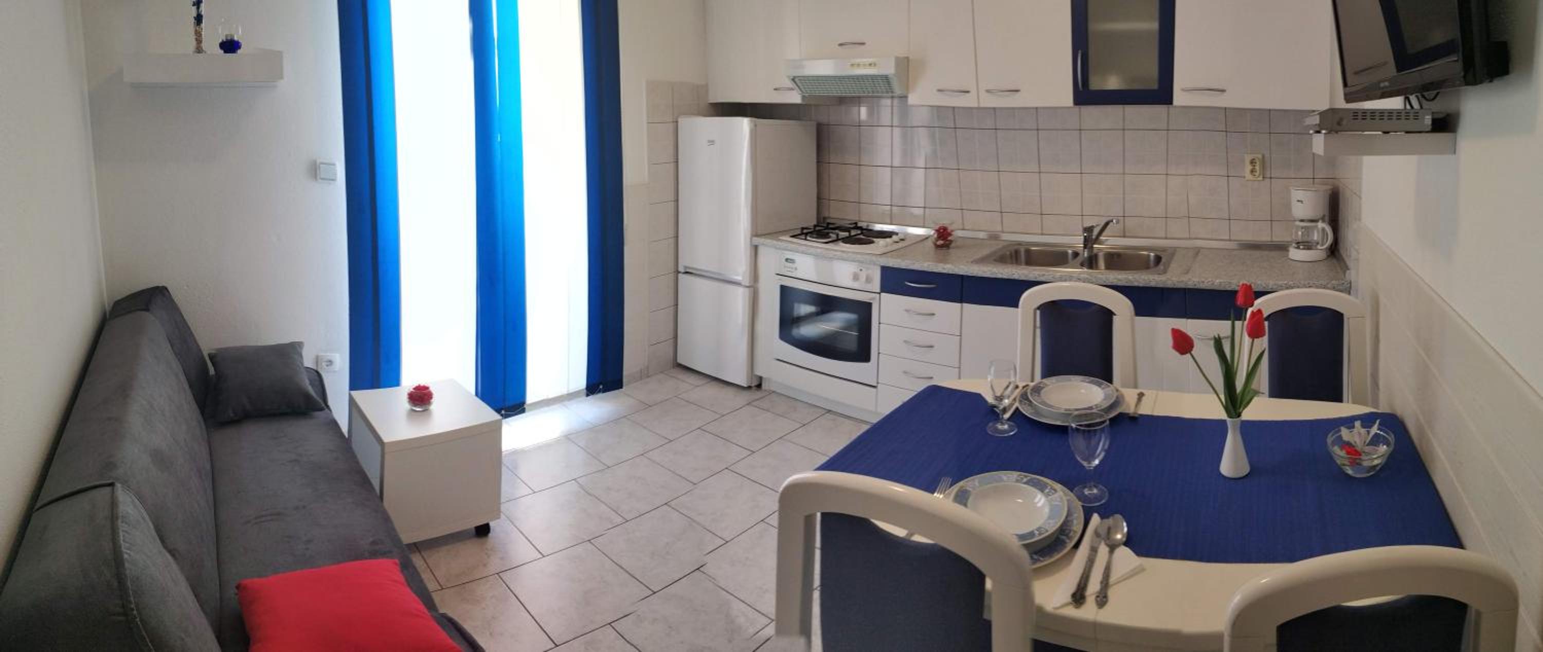 Apartmani Tanja view 3