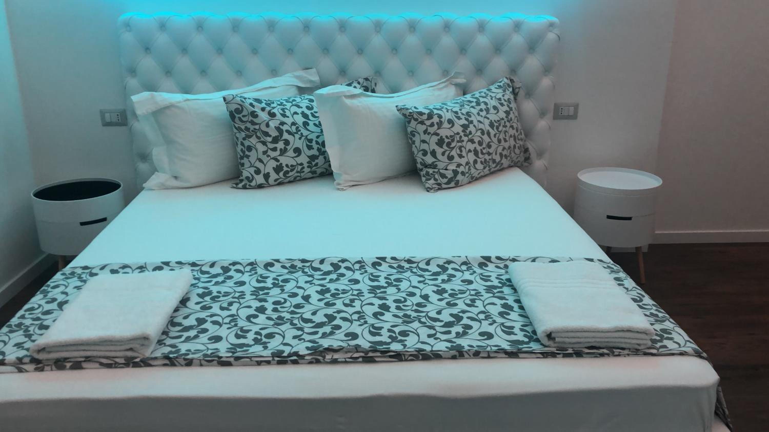 Vatican G&G Suites