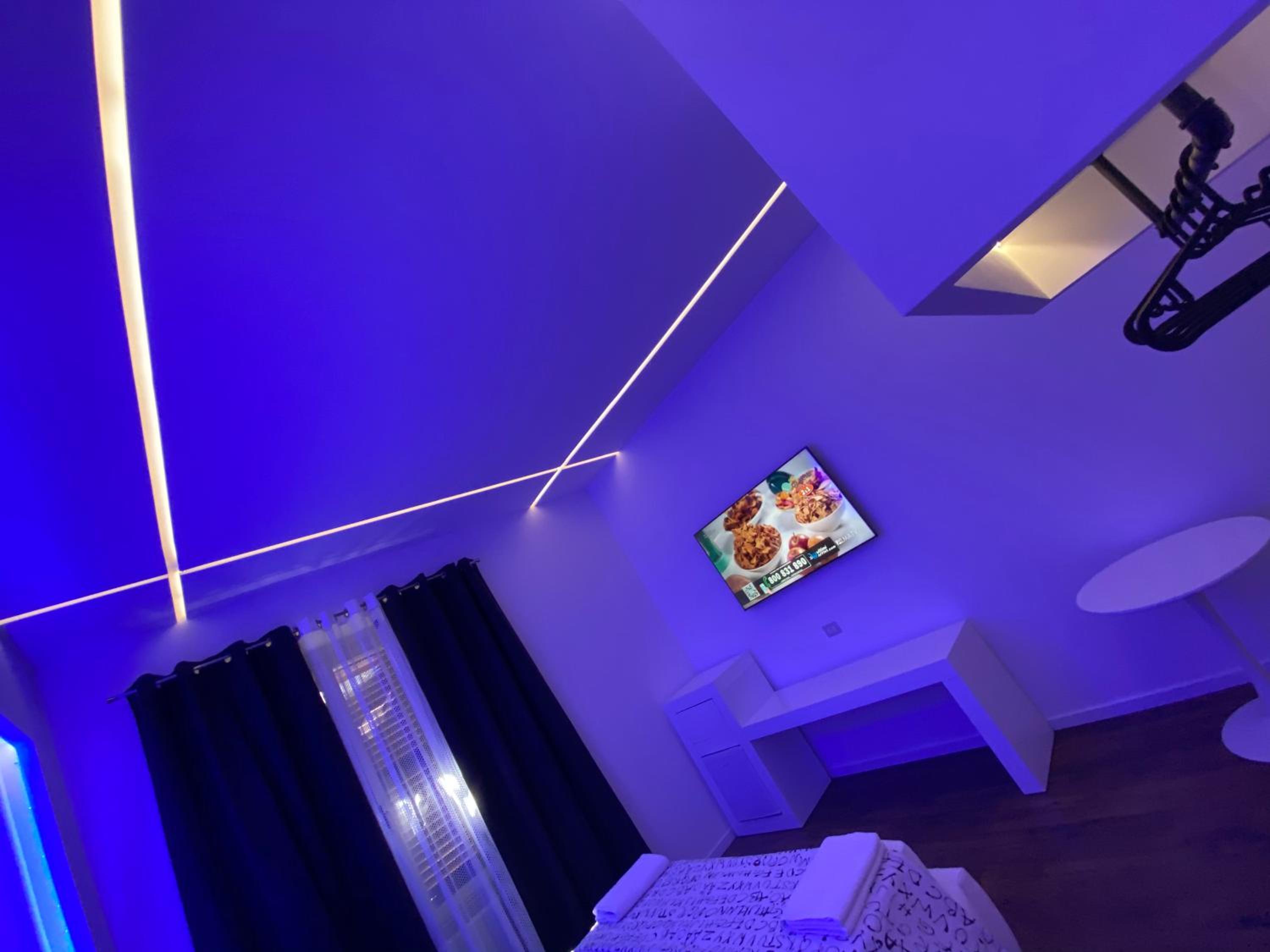 Vatican G&G Suites
