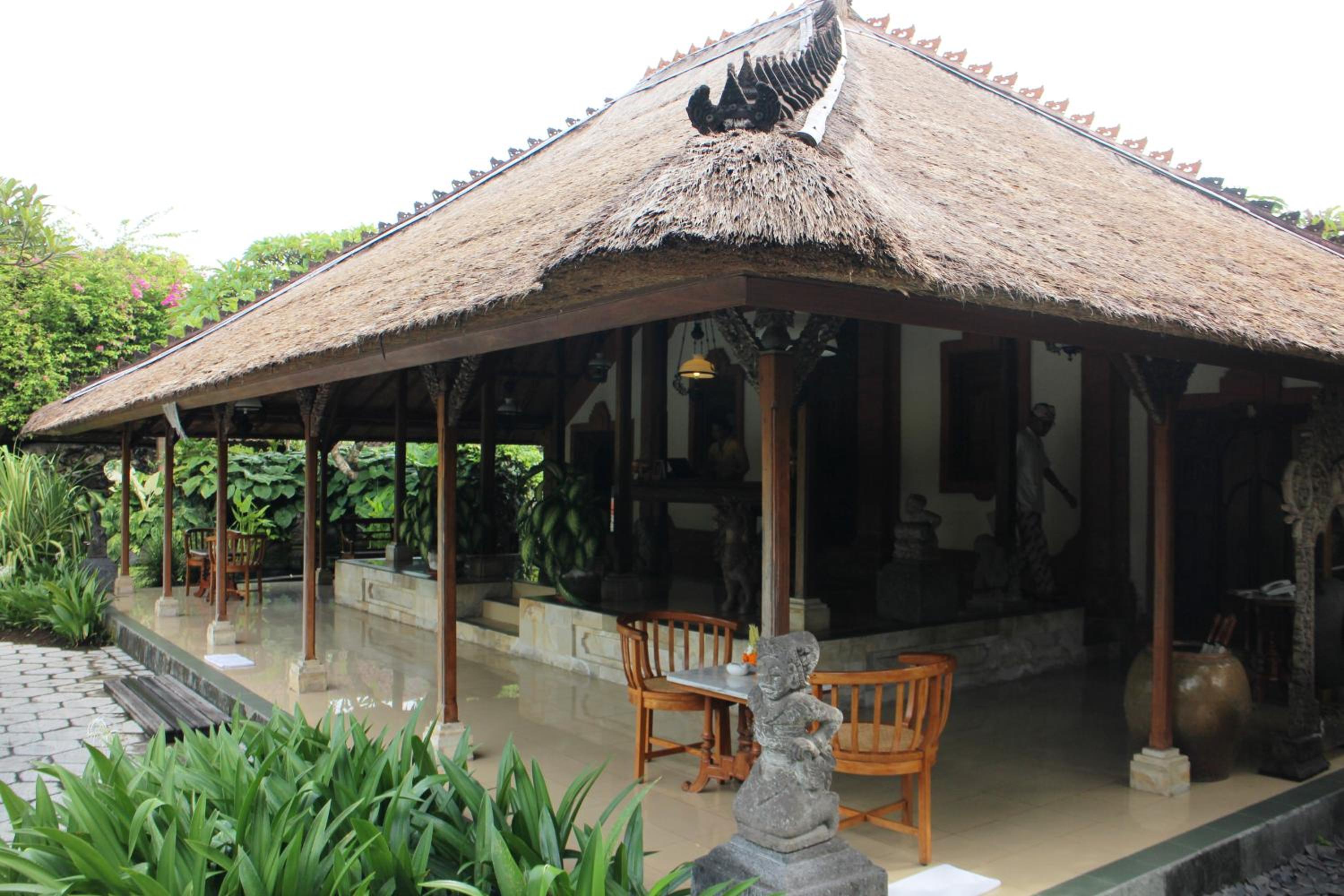 Tandjung Sari Hotel