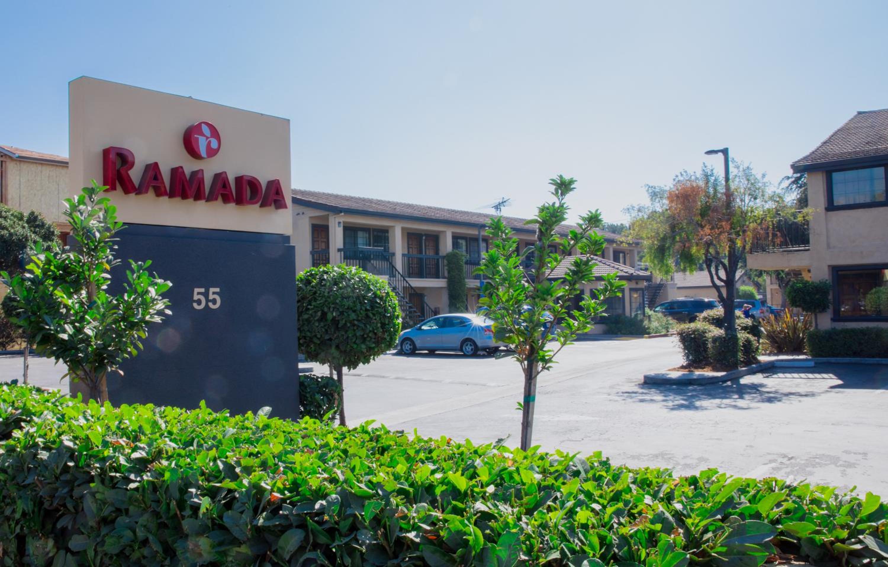 Hotel Ramada by Wyndham Mountain View