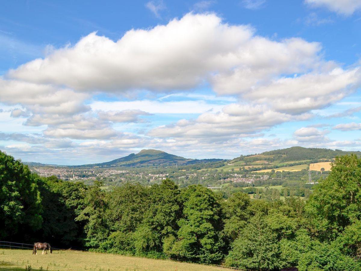 Ty-Gwyn view 2