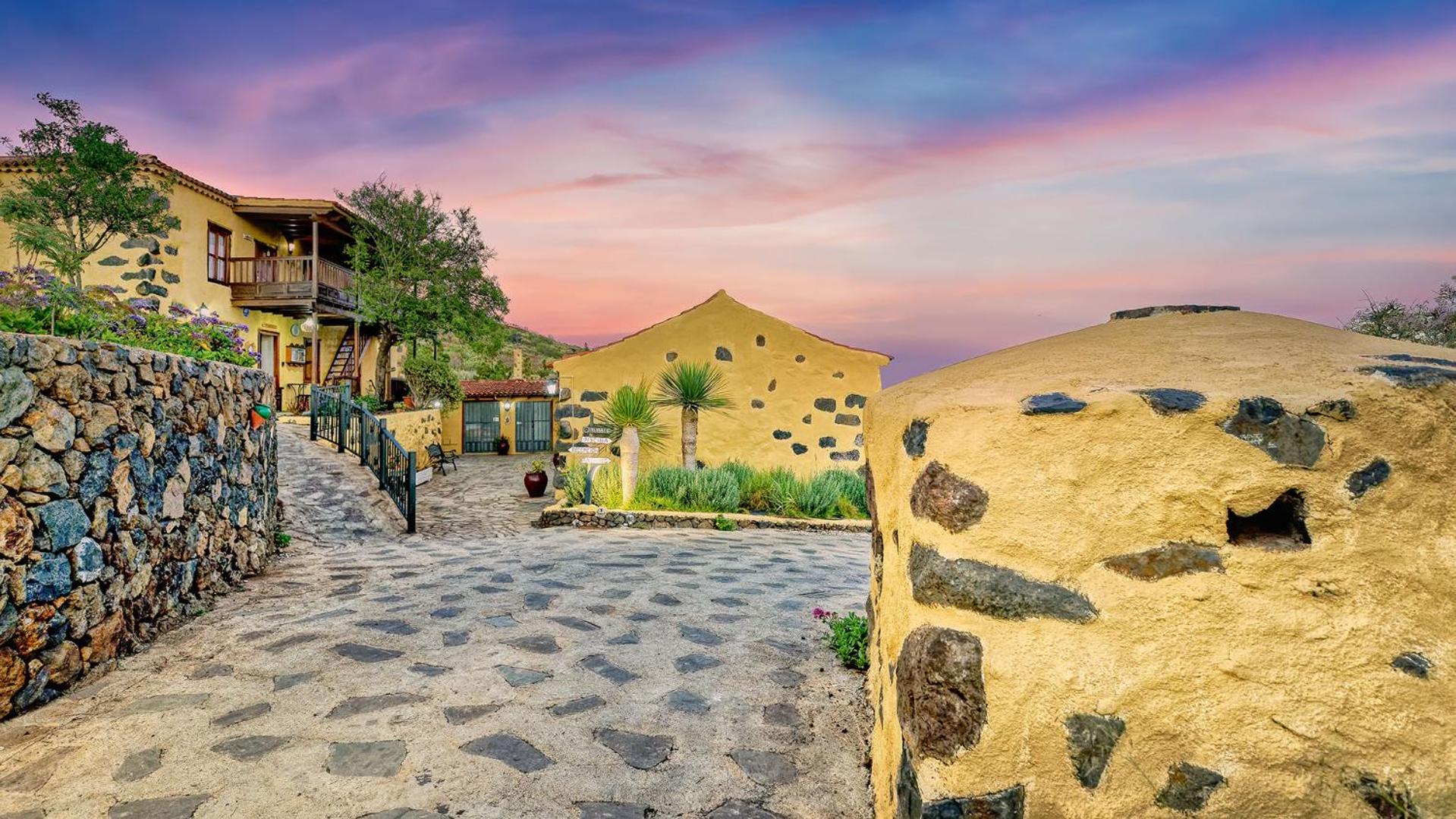 Hotel Rural La Correa del Almendro & Bubble Experience - Adults Only