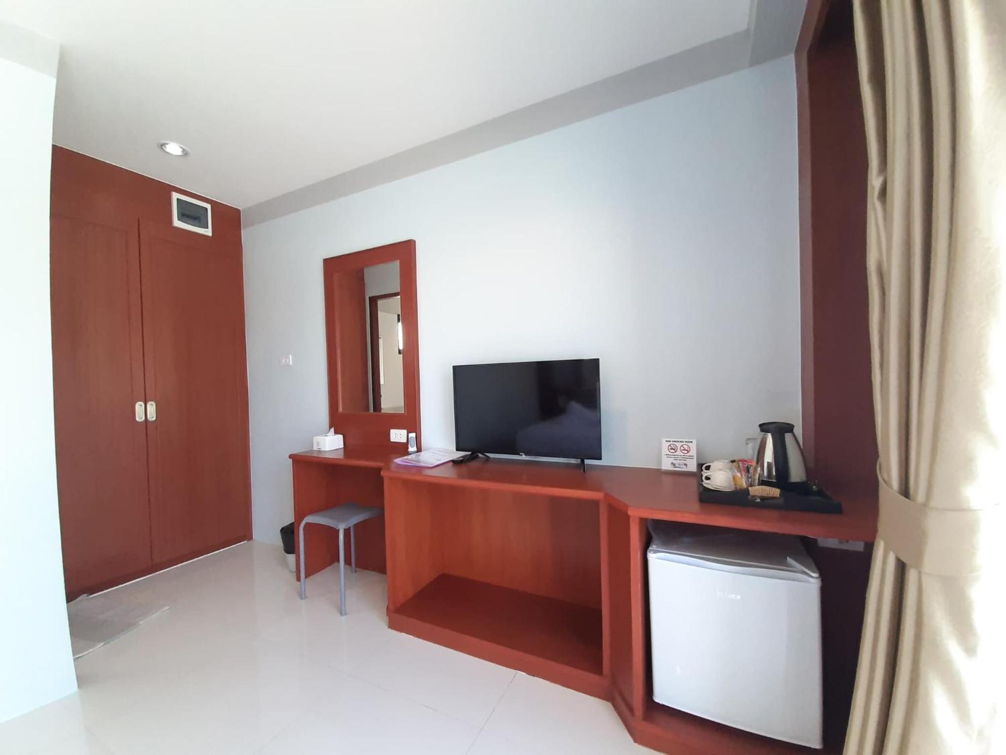 CC Beach Resort view 5