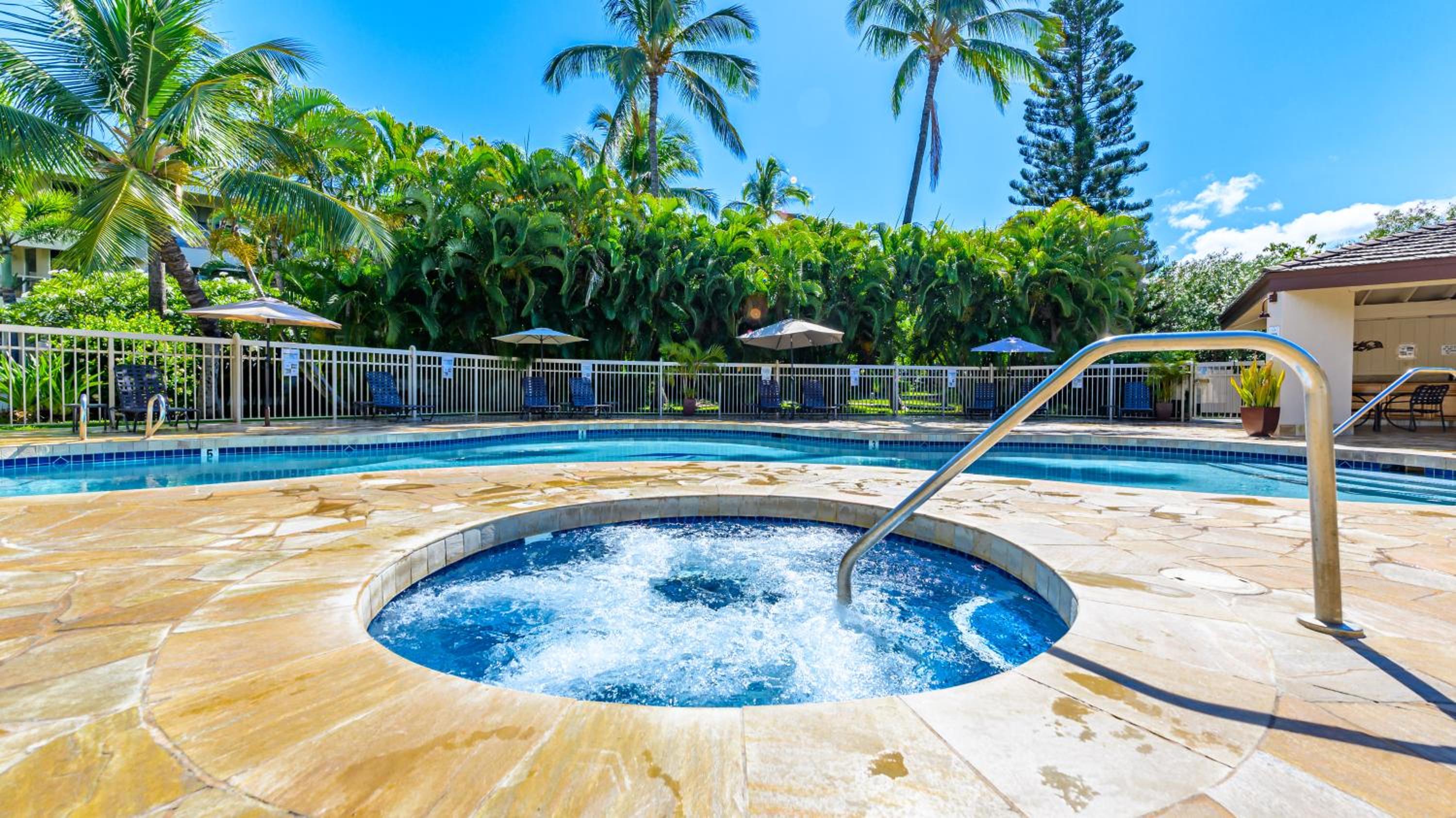 Castle At Maui Banyan view 3
