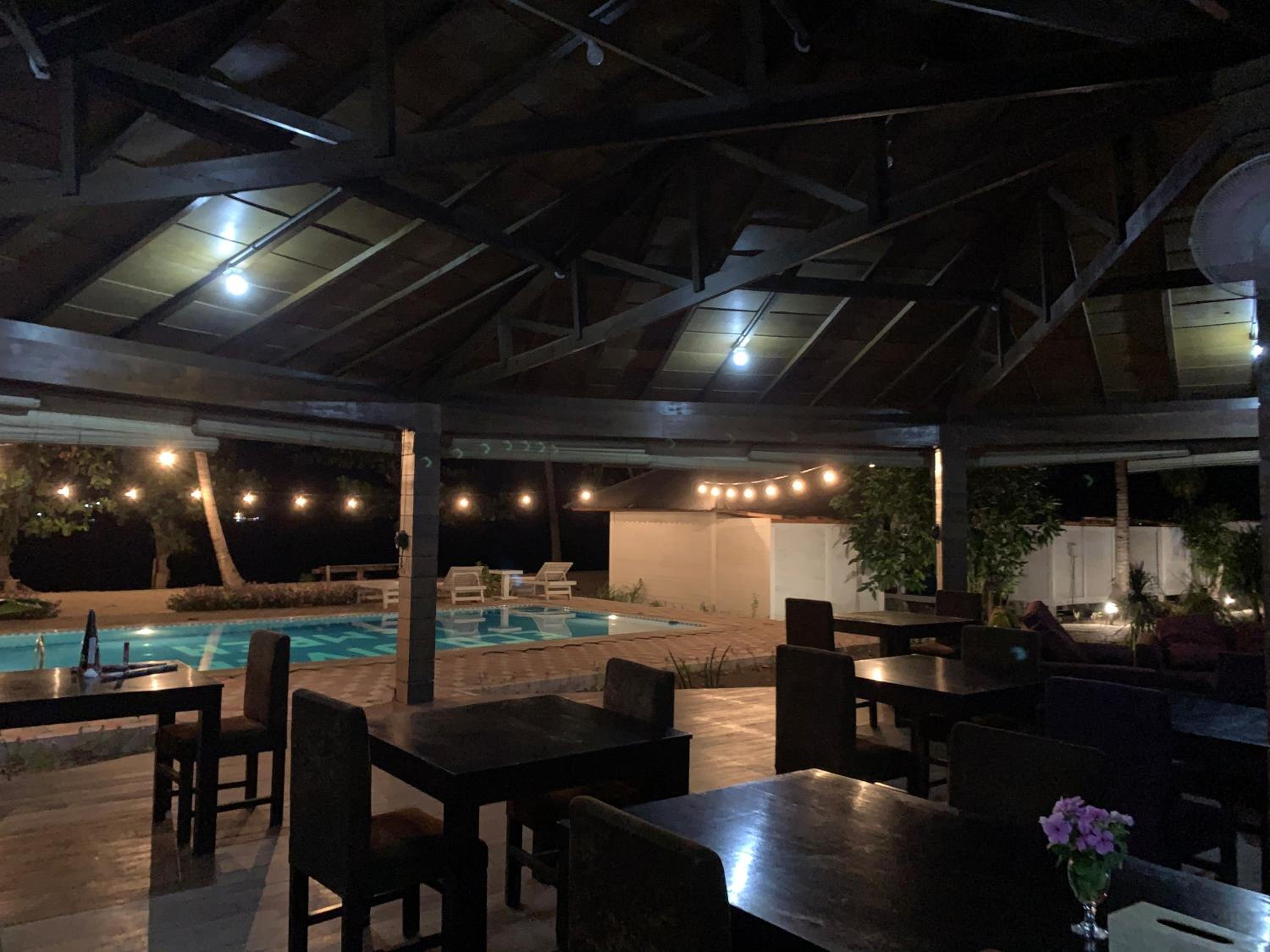 White Sands Beach Resort Lembeh