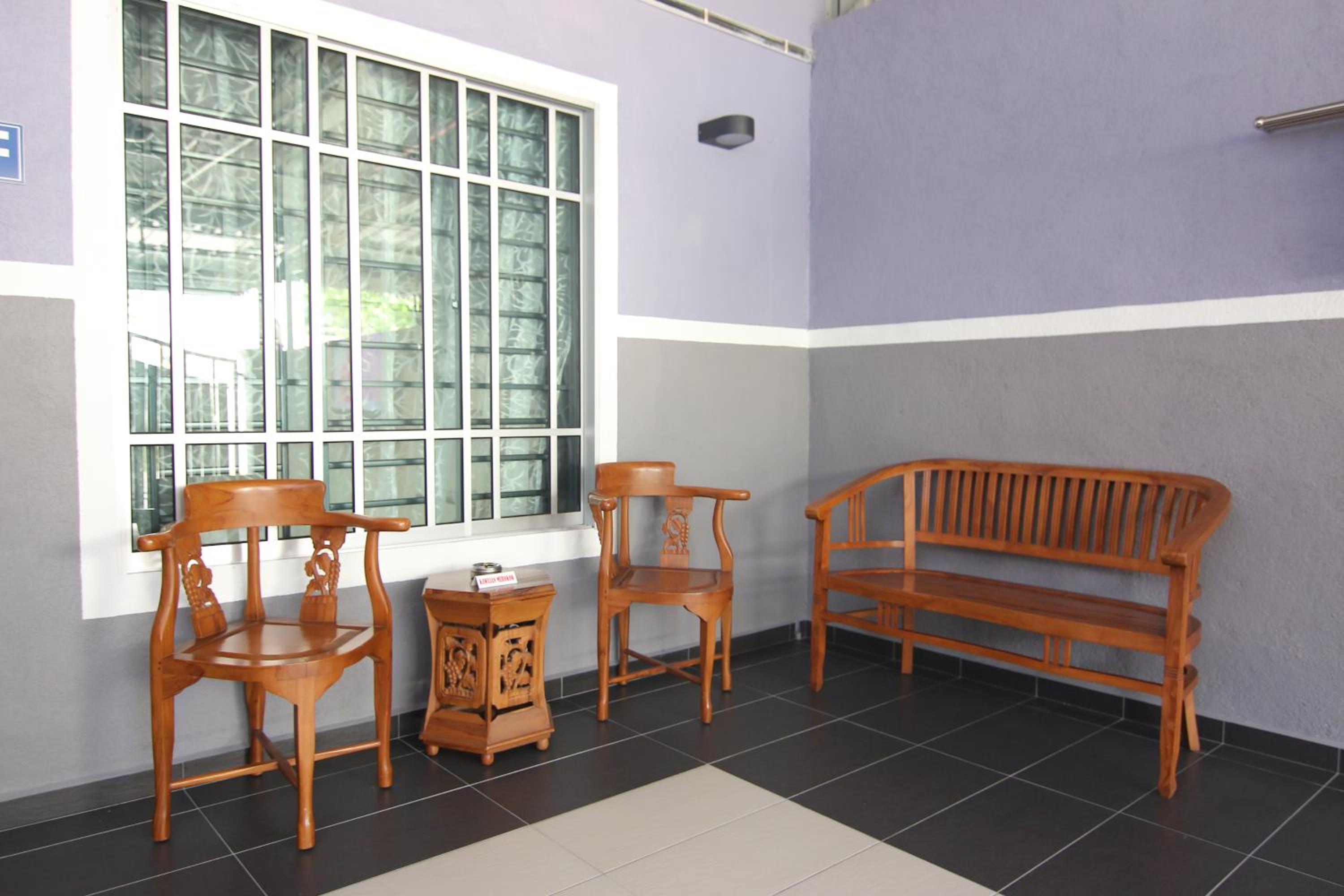 Homestay Hj Esmon 3 UTHM Parit Raja photo 7
