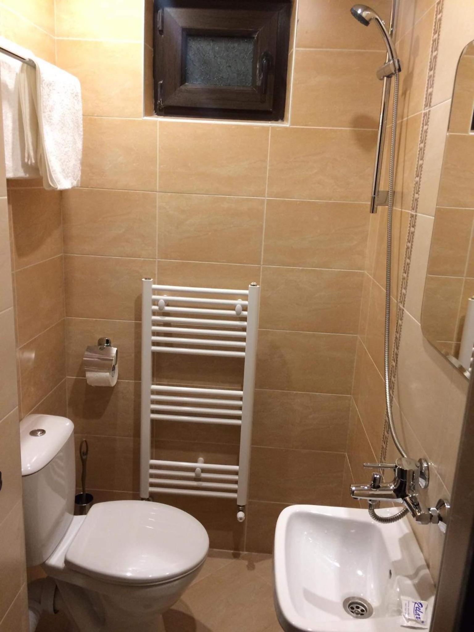 Advel Guest House