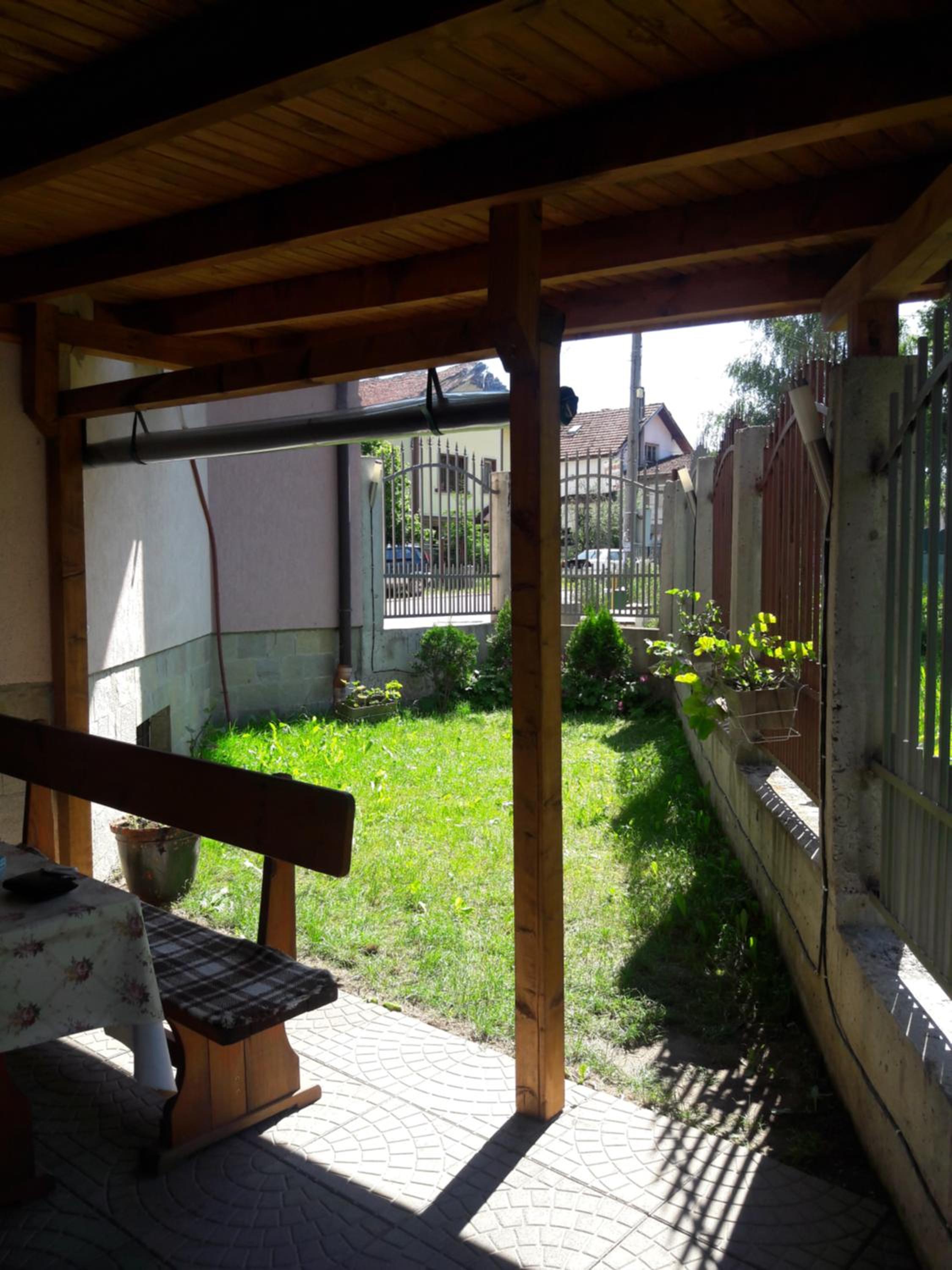 Advel Guest House