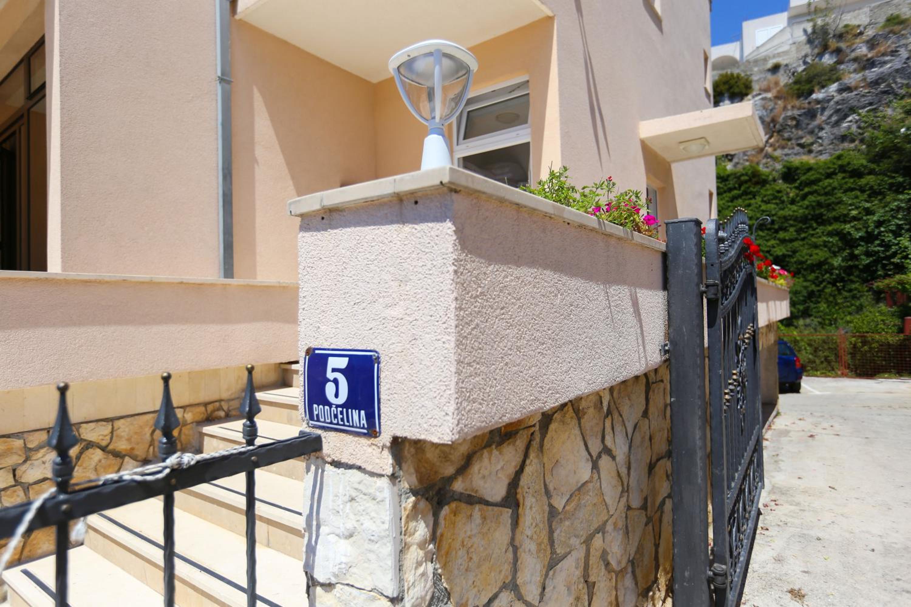 APARTMANI GUTO