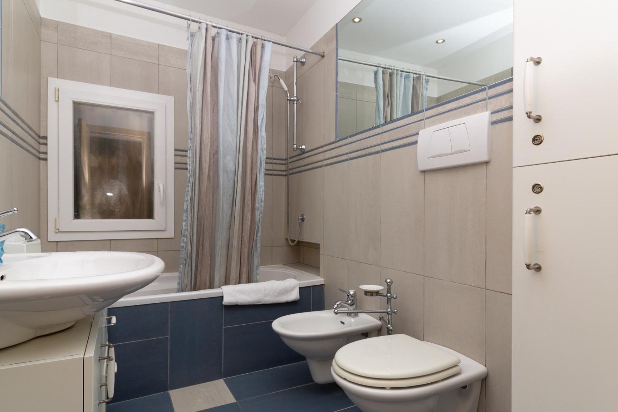 Veneziacentopercento Apartments & Rooms
