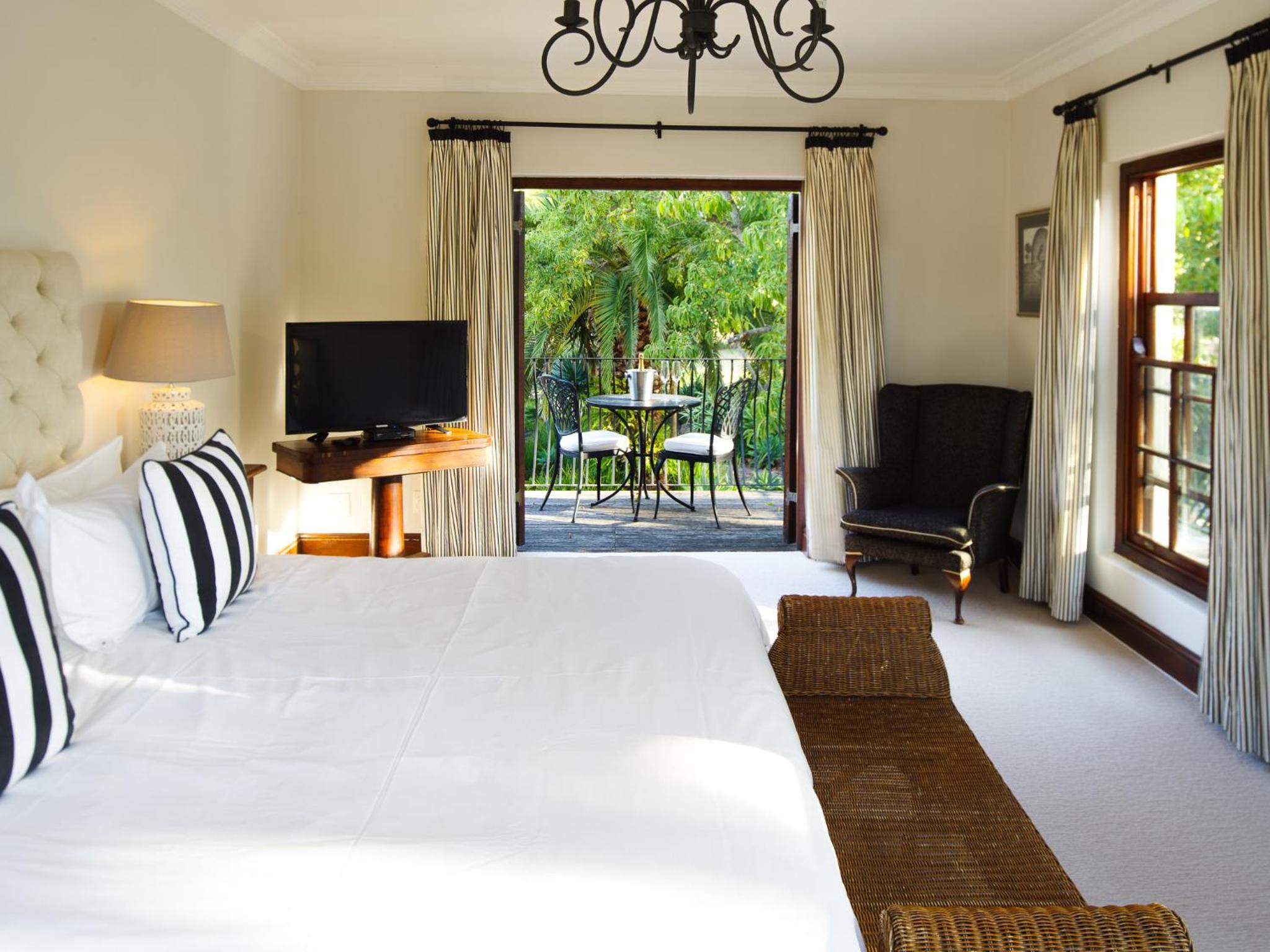 Ibis House
