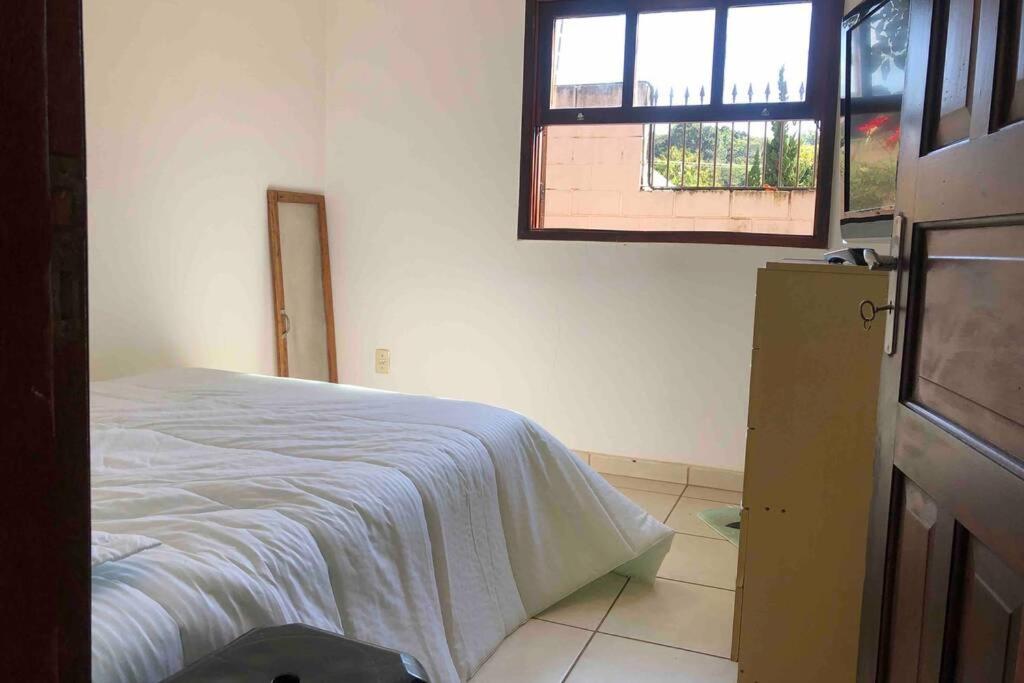Casinha de Campo bem localizada