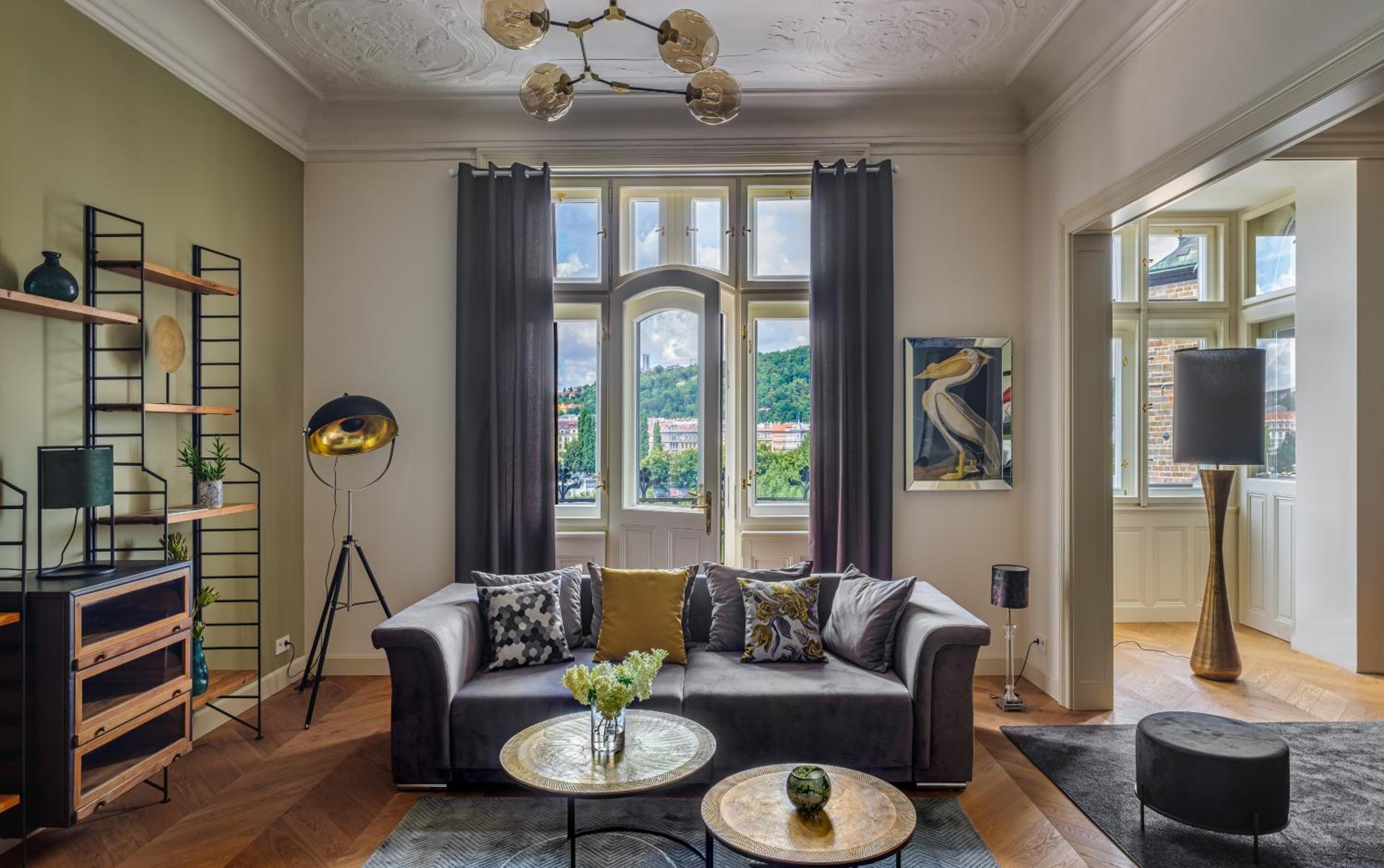 MN6 Luxury Suites by Adrez photo 5